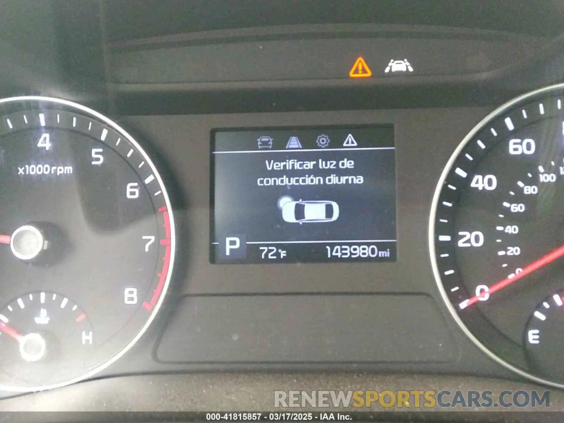 15 fotografías del automóvil dañado 3KPF24AD9KE109578 KIA FORTE 2019