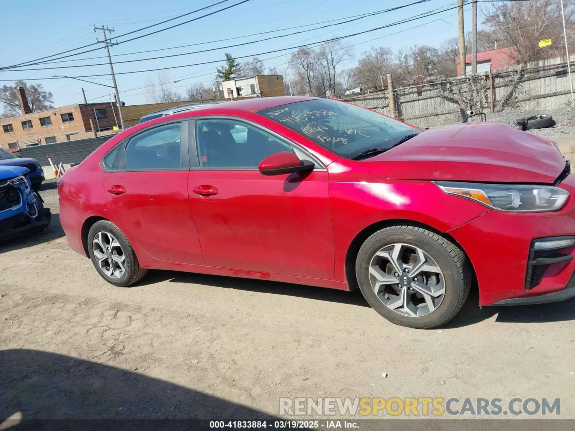 13 fotografías del automóvil dañado 3KPF24AD9KE126087 KIA FORTE 2019