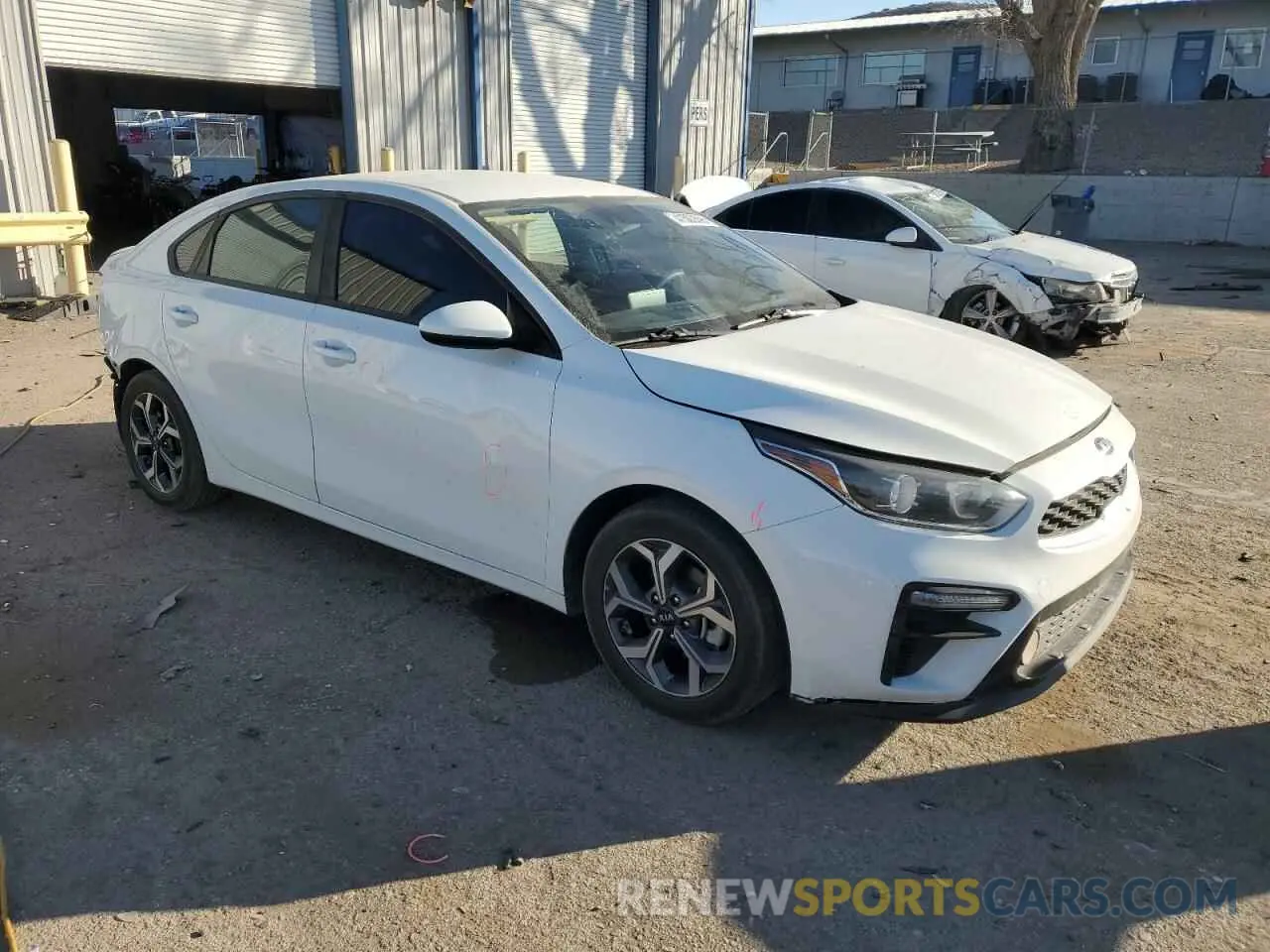 4 fotografías del automóvil dañado 3KPF24AD9KE136506 KIA FORTE 2019