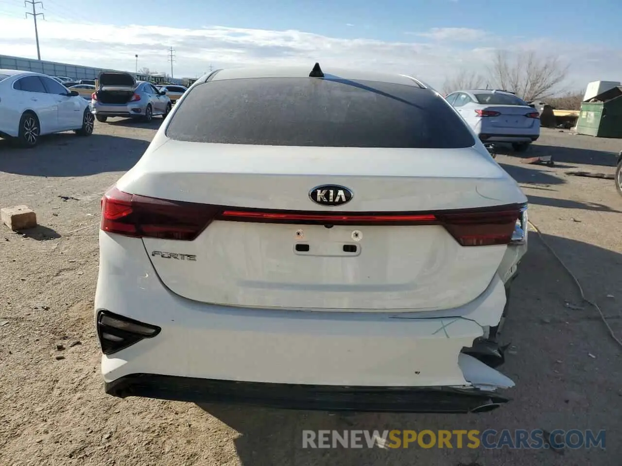6 fotografías del automóvil dañado 3KPF24AD9KE136506 KIA FORTE 2019