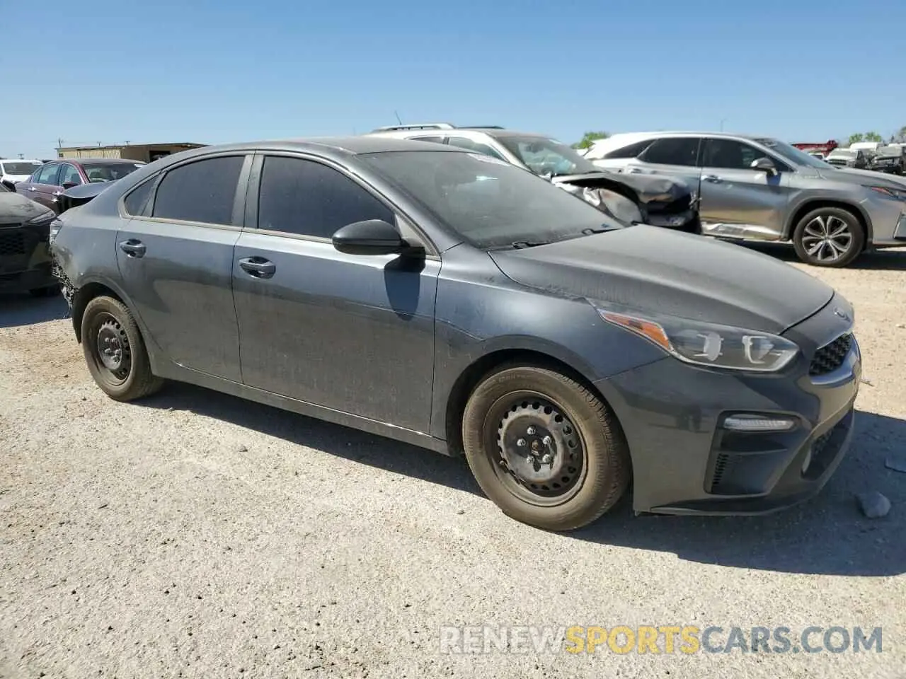 4 fotografías del automóvil dañado 3KPF24AD9KE139518 KIA FORTE 2019