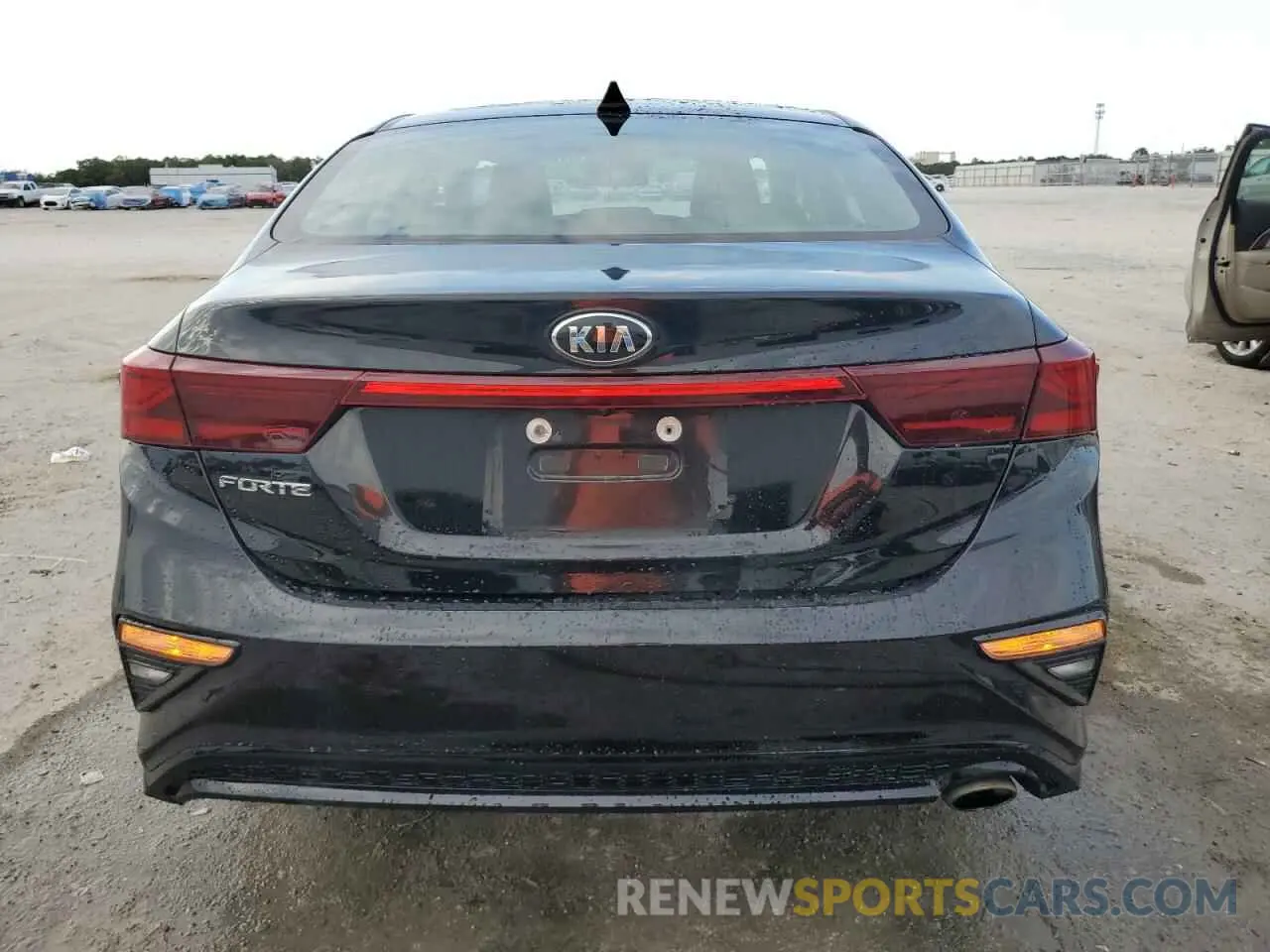 6 fotografías del automóvil dañado 3KPF24ADXKE011076 KIA FORTE 2019