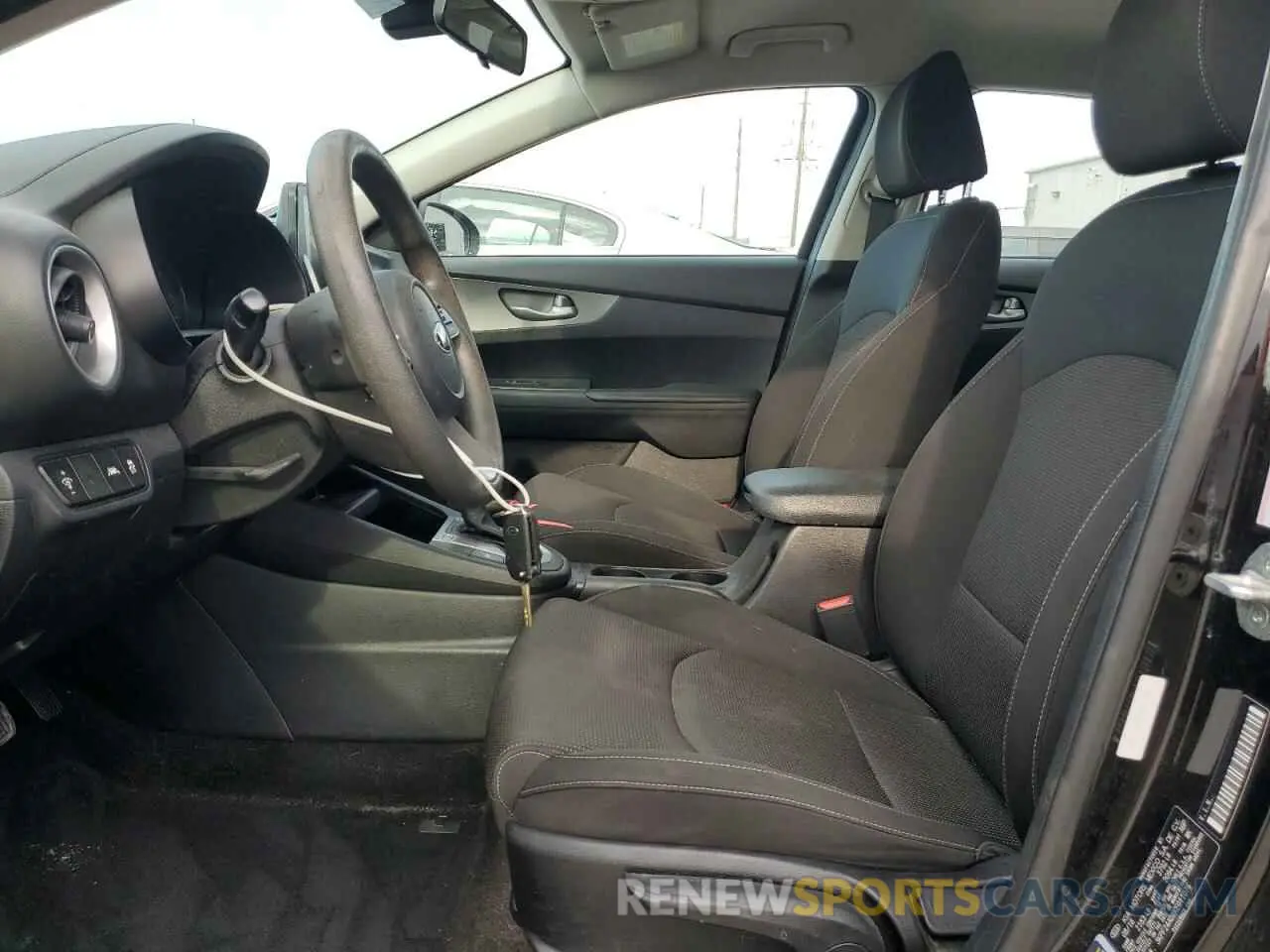 7 fotografías del automóvil dañado 3KPF24ADXKE011076 KIA FORTE 2019