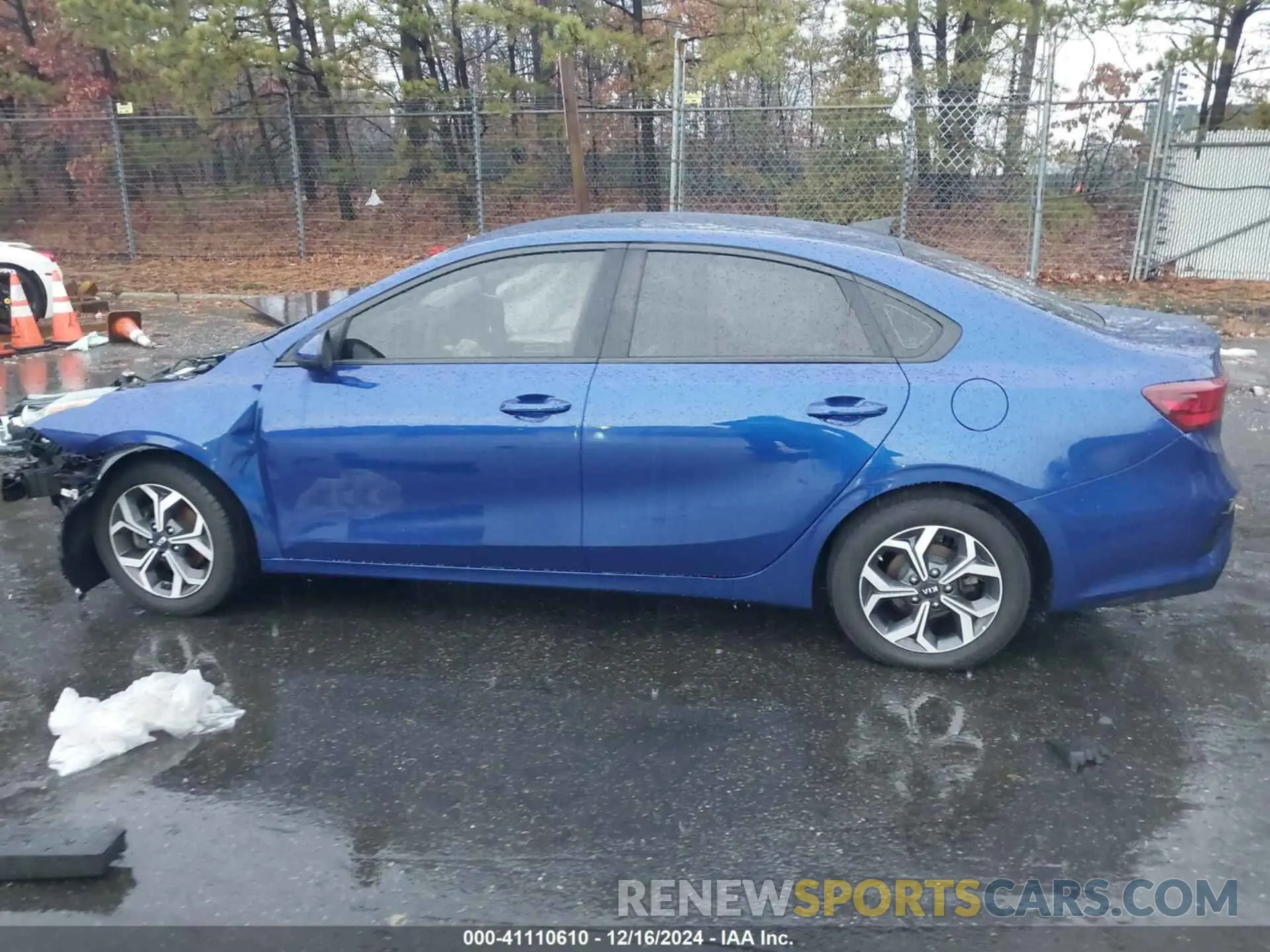 14 fotografías del automóvil dañado 3KPF24ADXKE045549 KIA FORTE 2019
