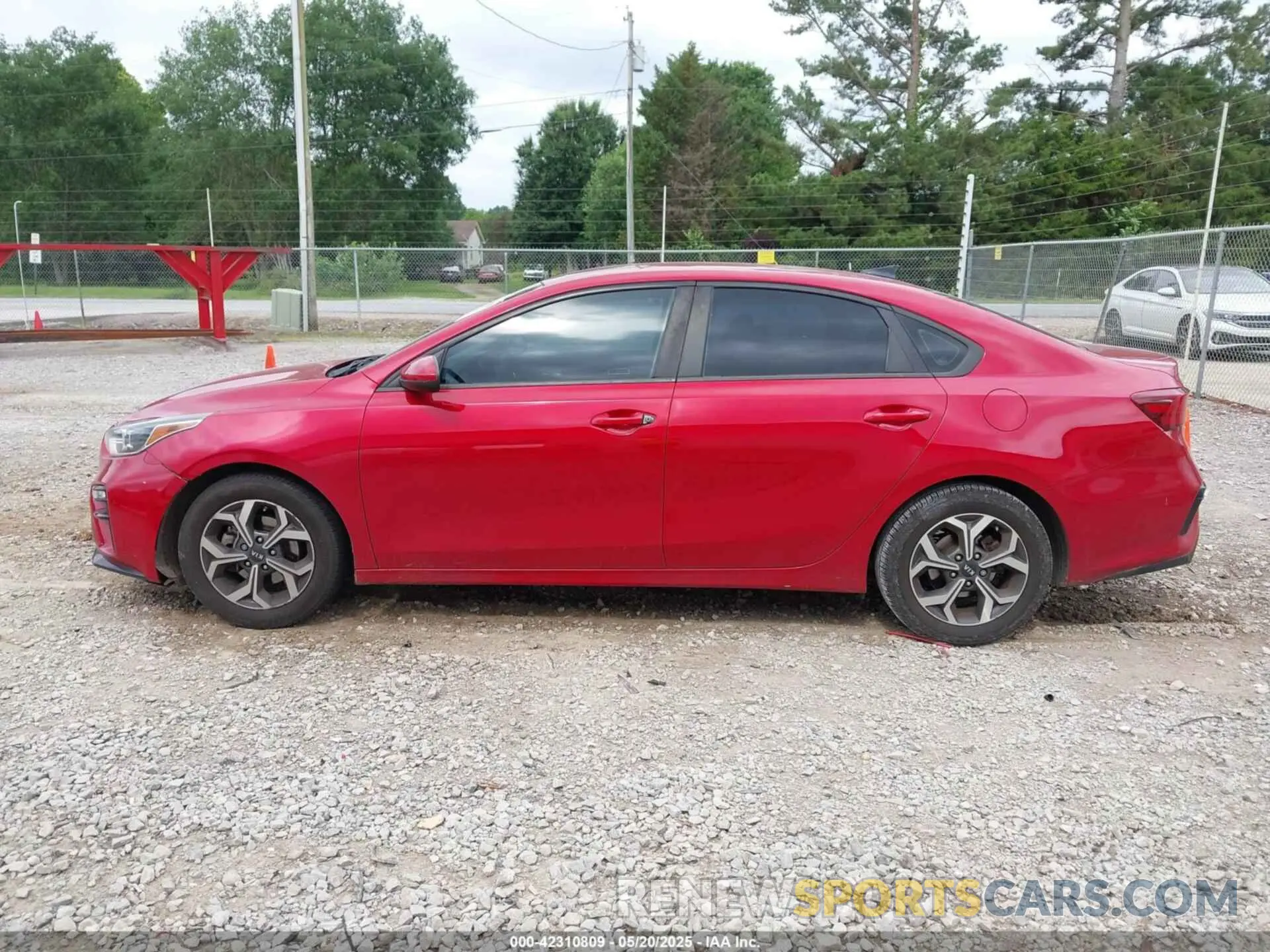 13 fotografías del automóvil dañado 3KPF24ADXKE108732 KIA FORTE 2019
