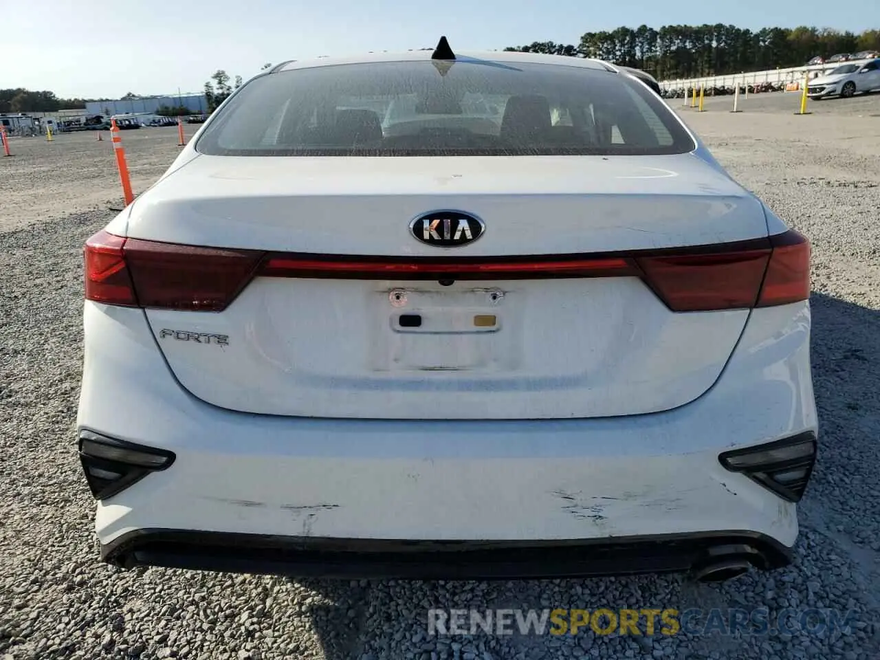 6 fotografías del automóvil dañado 3KPF24ADXKE110805 KIA FORTE 2019