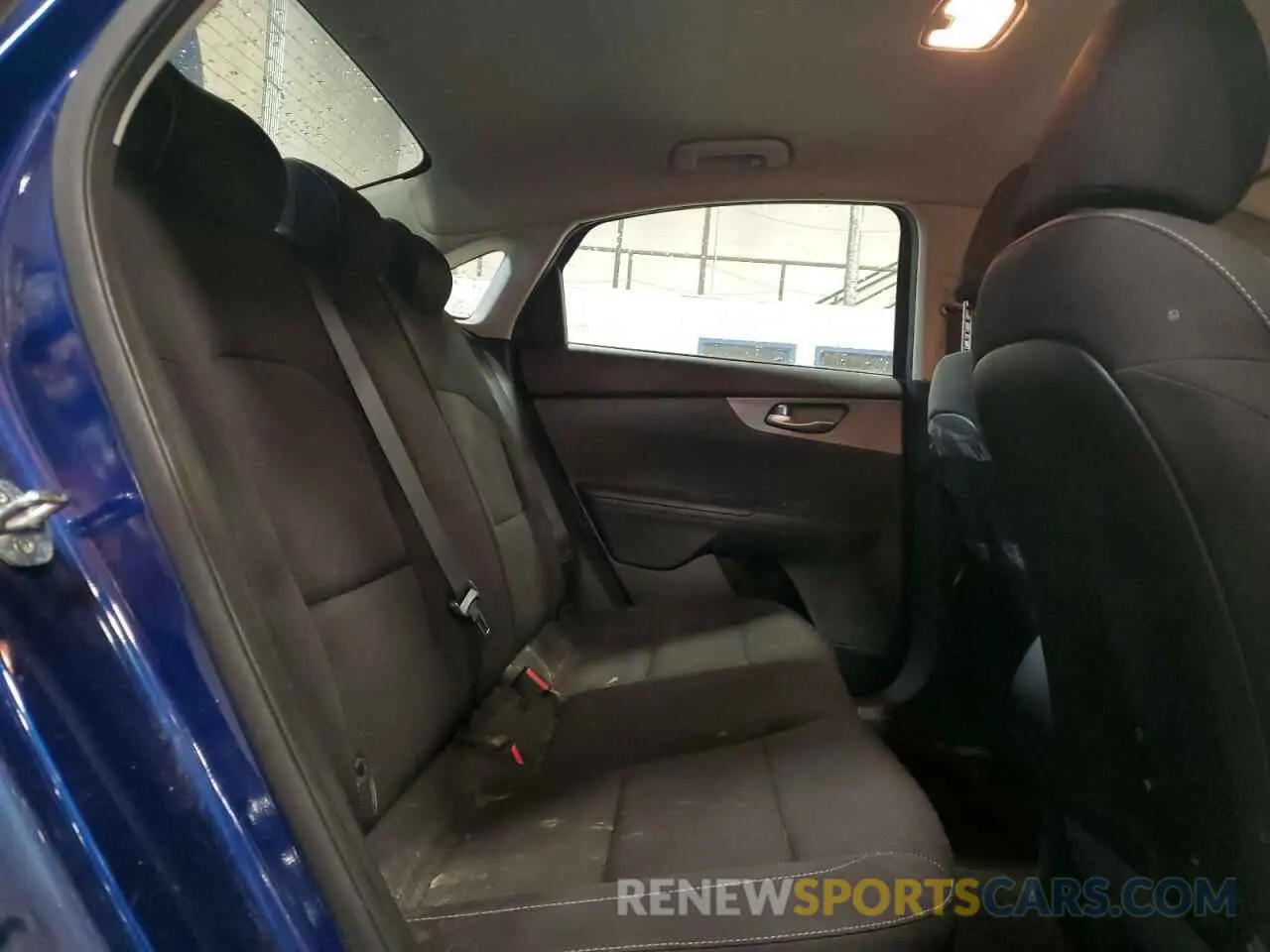 11 fotografías del automóvil dañado 3KPF24ADXKE120797 KIA FORTE 2019