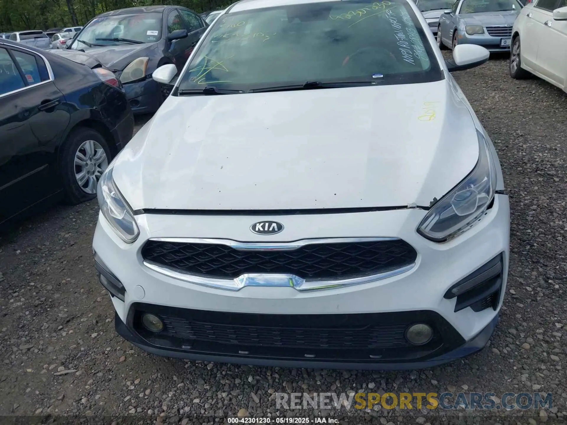 11 fotografías del automóvil dañado 3KPF34AD0KE027350 KIA FORTE 2019