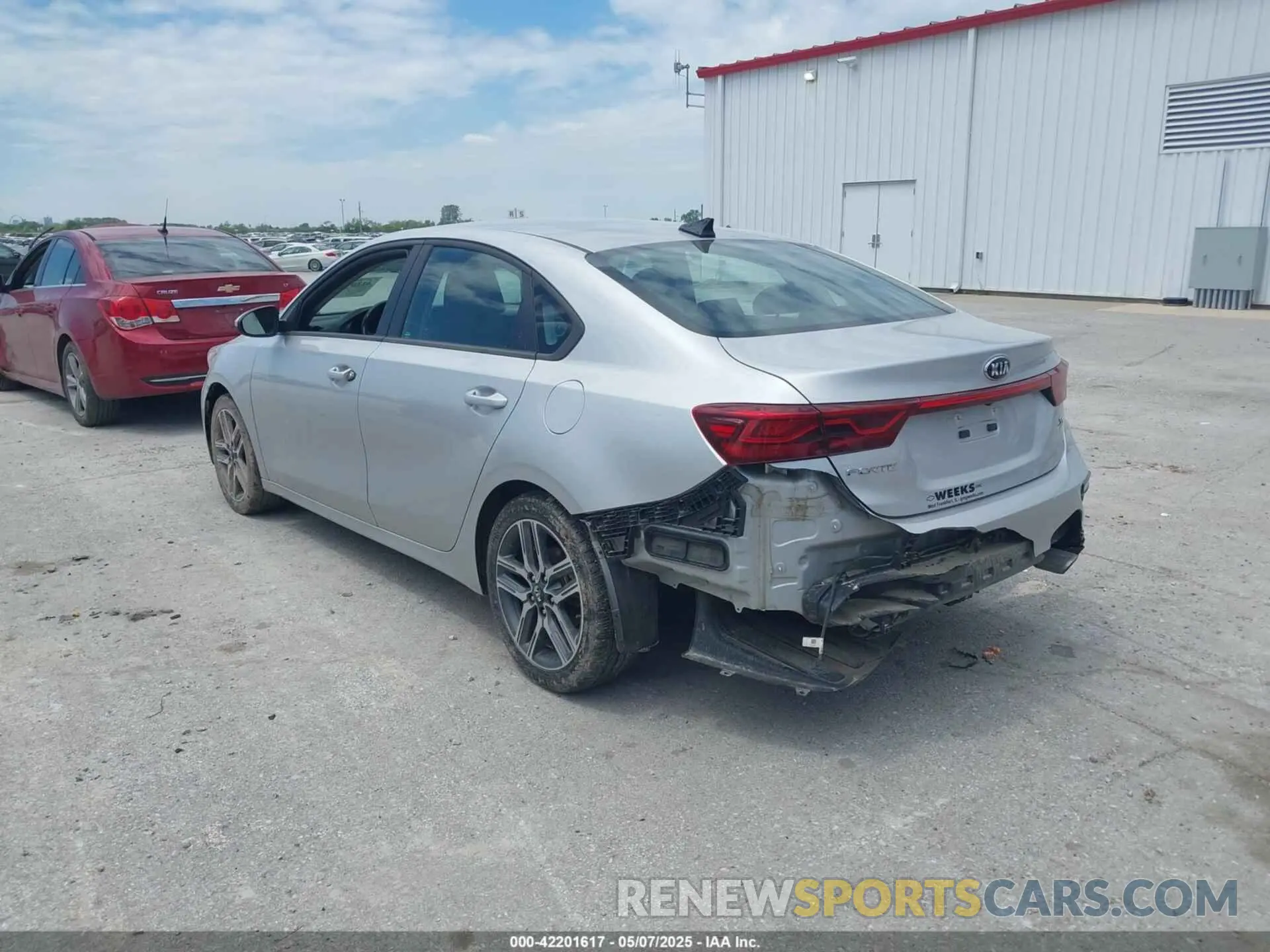 3 fotografías del automóvil dañado 3KPF34AD0KE042219 KIA FORTE 2019