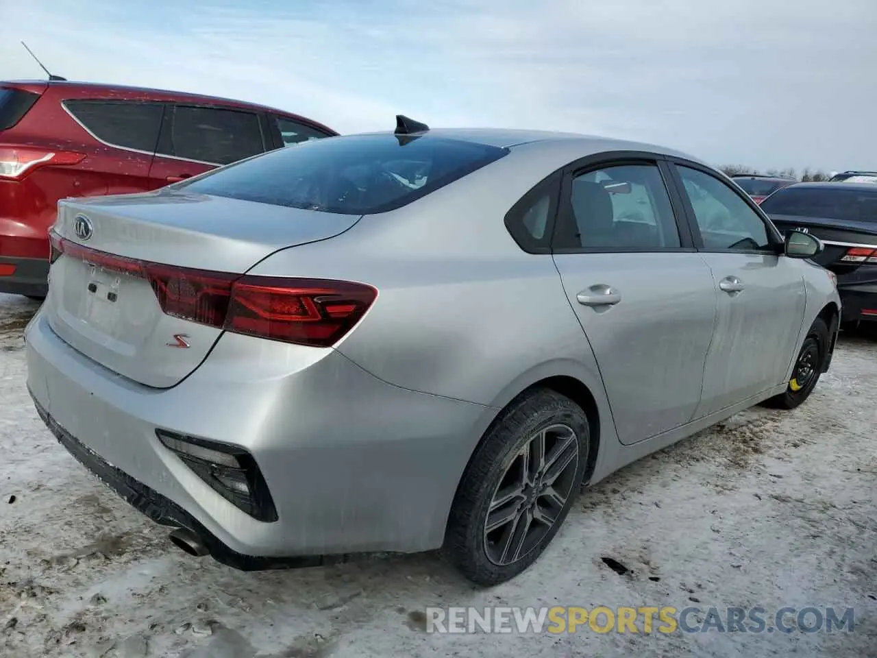 3 fotografías del automóvil dañado 3KPF34AD0KE114410 KIA FORTE 2019