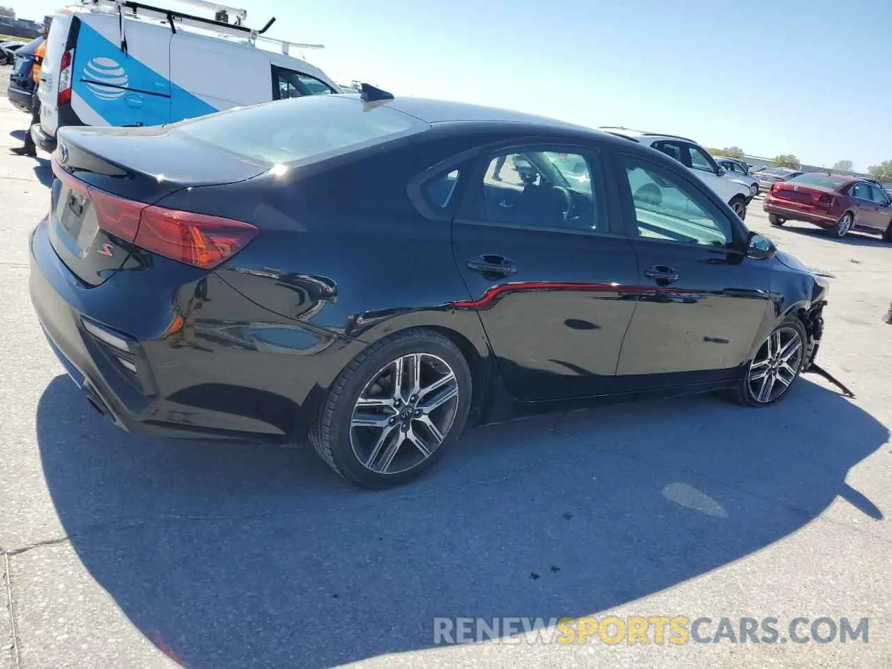 3 fotografías del automóvil dañado 3KPF34AD1KE034064 KIA FORTE 2019