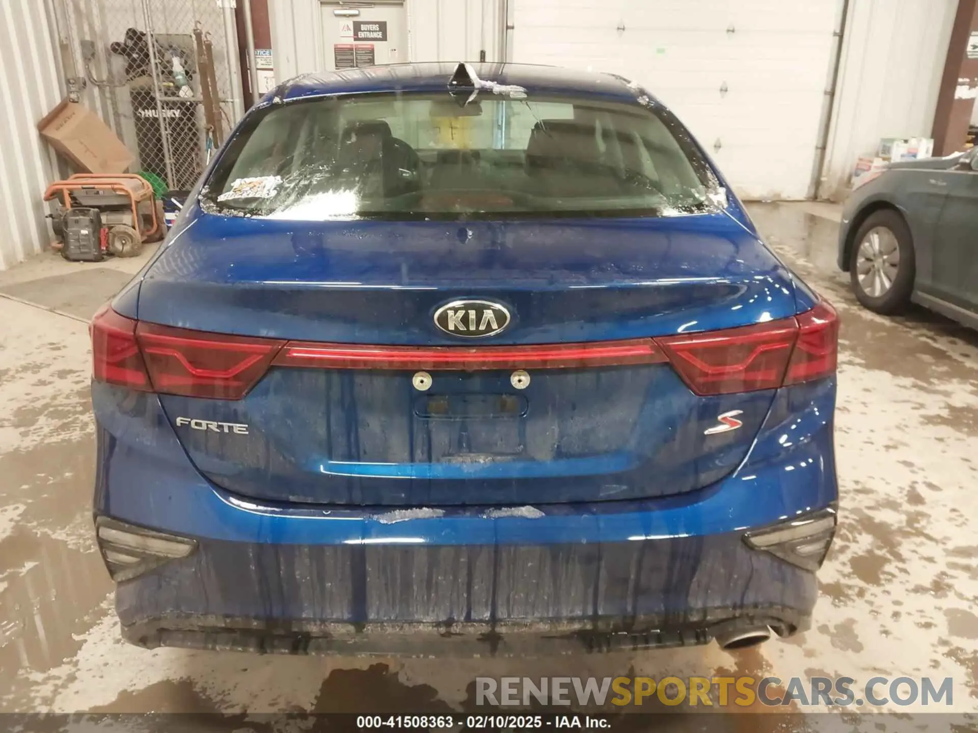 15 fotografías del automóvil dañado 3KPF34AD1KE078193 KIA FORTE 2019