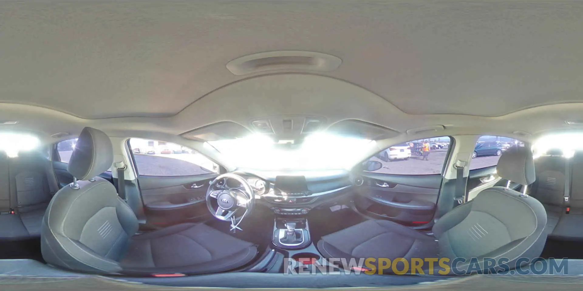 12 fotografías del automóvil dañado 3KPF34AD1KE098864 KIA FORTE 2019