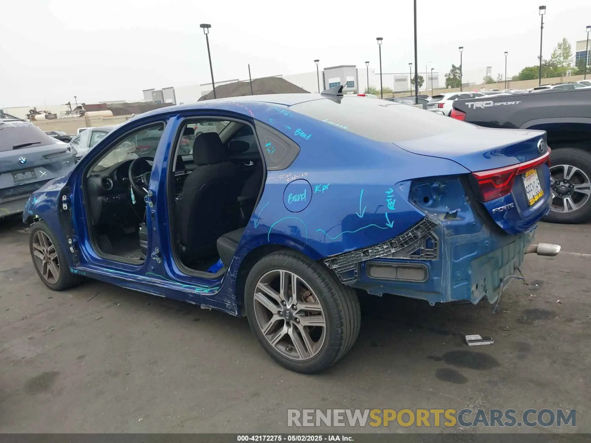 15 fotografías del automóvil dañado 3KPF34AD2KE022795 KIA FORTE 2019