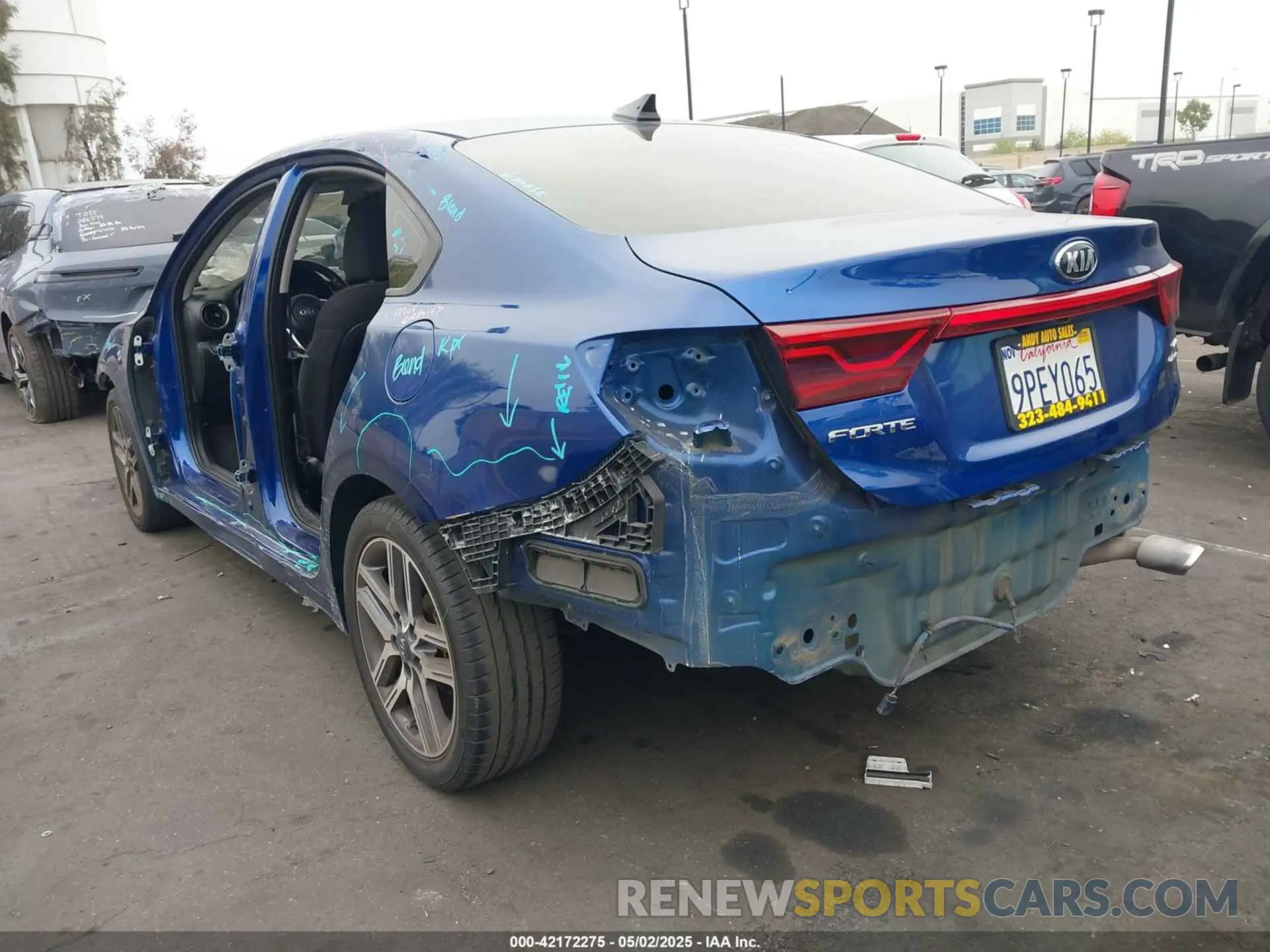 3 fotografías del automóvil dañado 3KPF34AD2KE022795 KIA FORTE 2019
