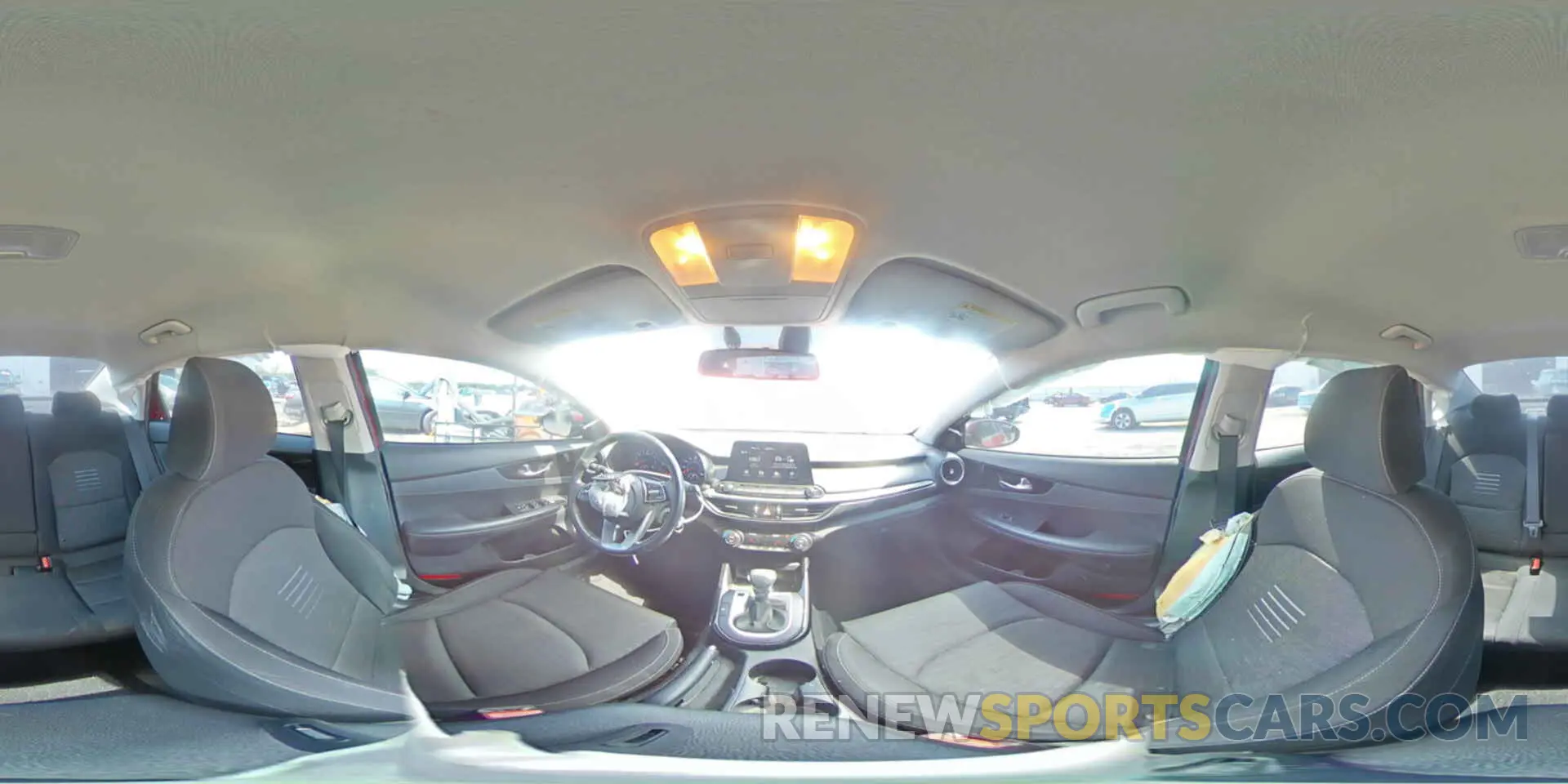 15 fotografías del automóvil dañado 3KPF34AD2KE041069 KIA FORTE 2019