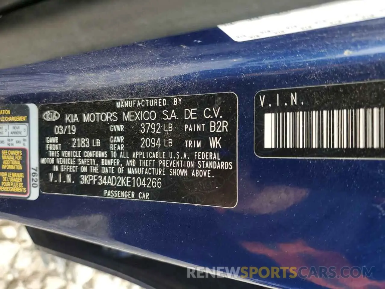 12 fotografías del automóvil dañado 3KPF34AD2KE104266 KIA FORTE 2019