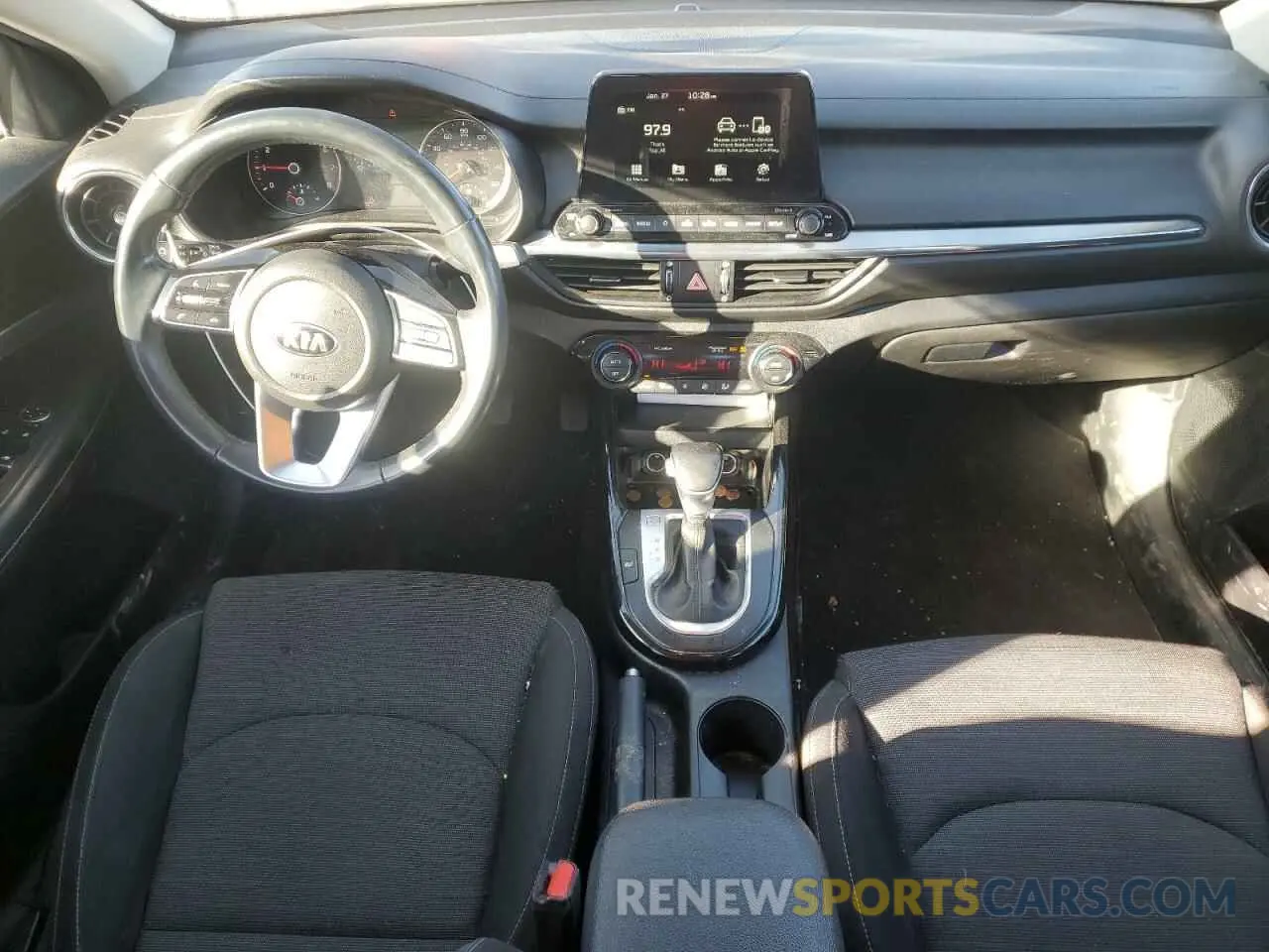 8 fotografías del automóvil dañado 3KPF34AD3KE073190 KIA FORTE 2019