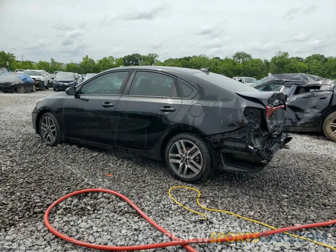 2 fotografías del automóvil dañado 3KPF34AD3KE110772 KIA FORTE 2019
