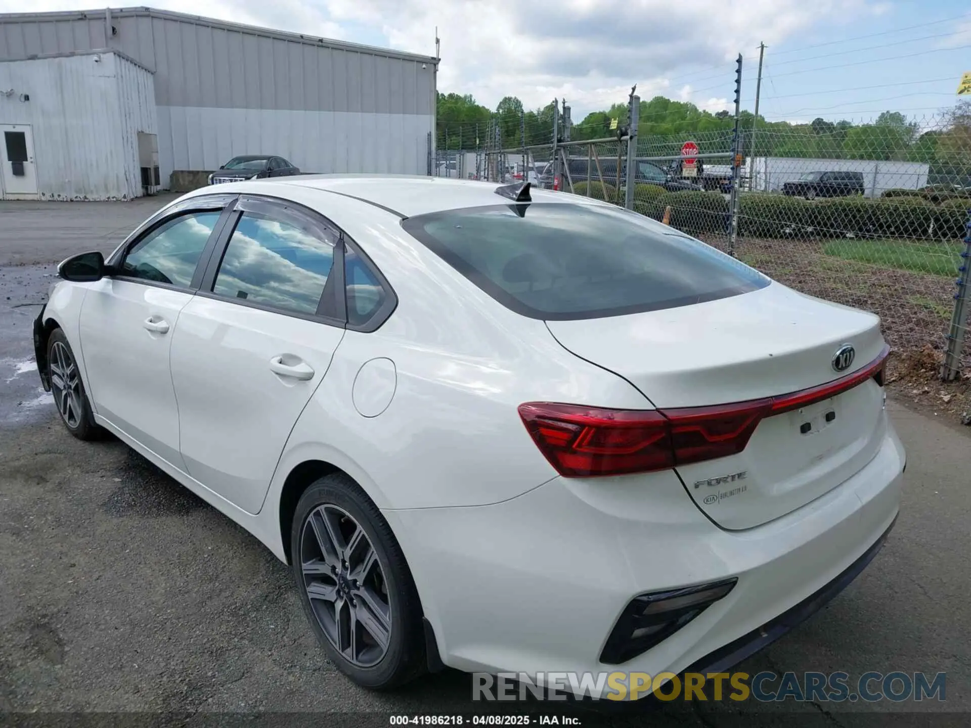 3 fotografías del automóvil dañado 3KPF34AD3KE124249 KIA FORTE 2019