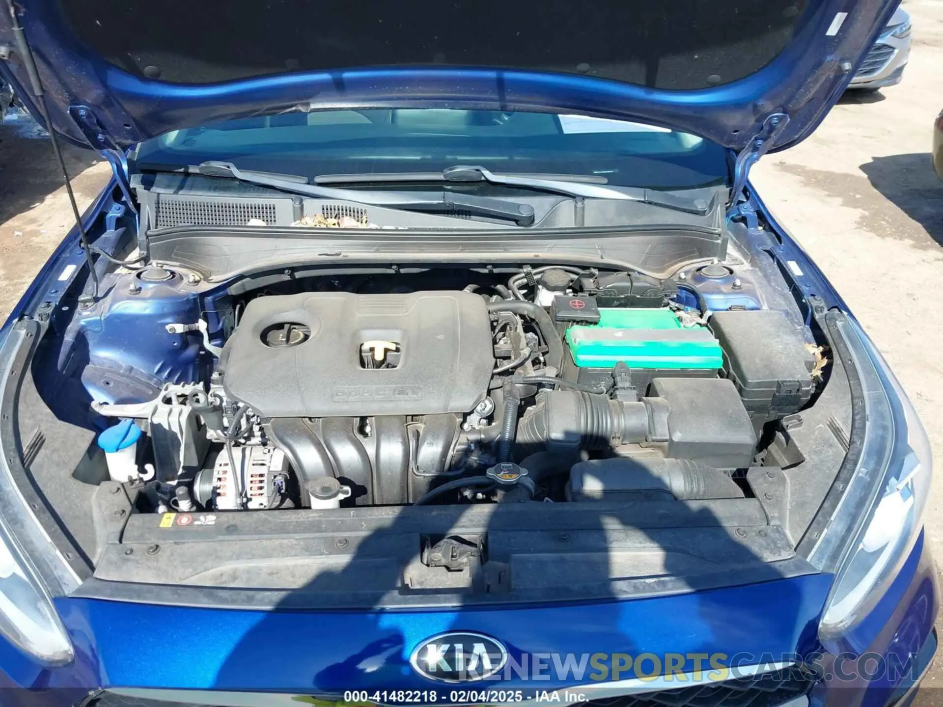 10 fotografías del automóvil dañado 3KPF34AD4KE018070 KIA FORTE 2019