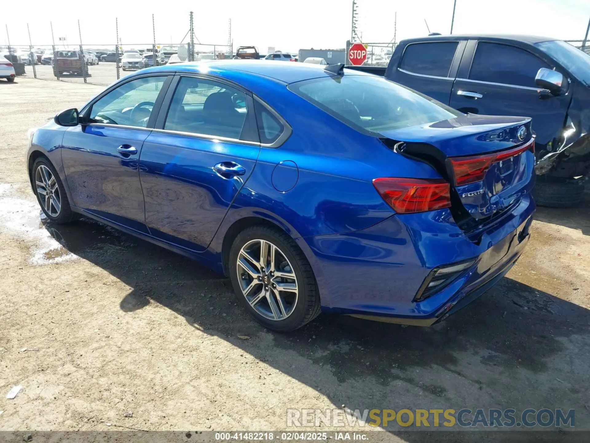 3 fotografías del automóvil dañado 3KPF34AD4KE018070 KIA FORTE 2019