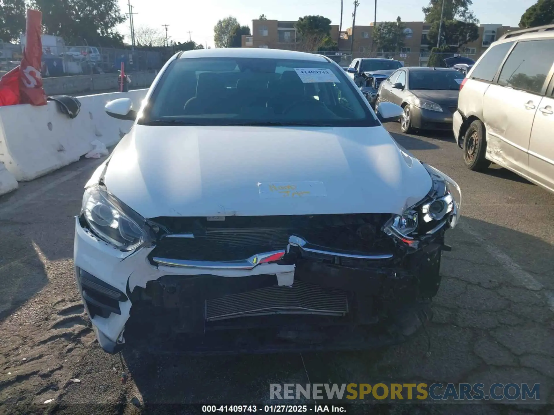 13 fotografías del automóvil dañado 3KPF34AD4KE070086 KIA FORTE 2019