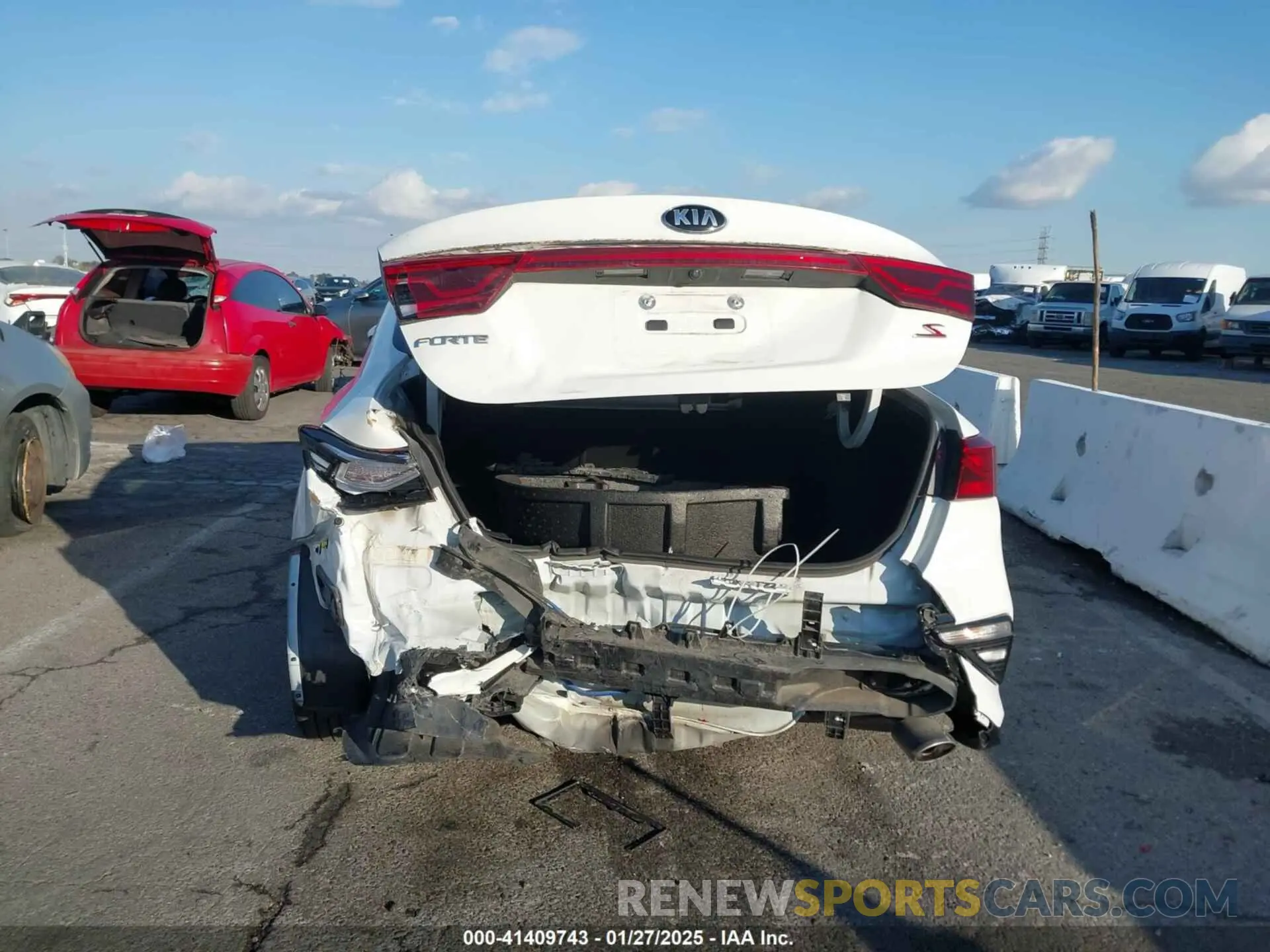 6 fotografías del automóvil dañado 3KPF34AD4KE070086 KIA FORTE 2019