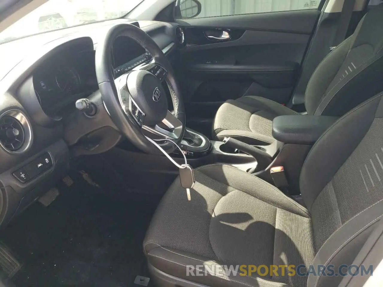 7 fotografías del automóvil dañado 3KPF34AD5KE028025 KIA FORTE 2019