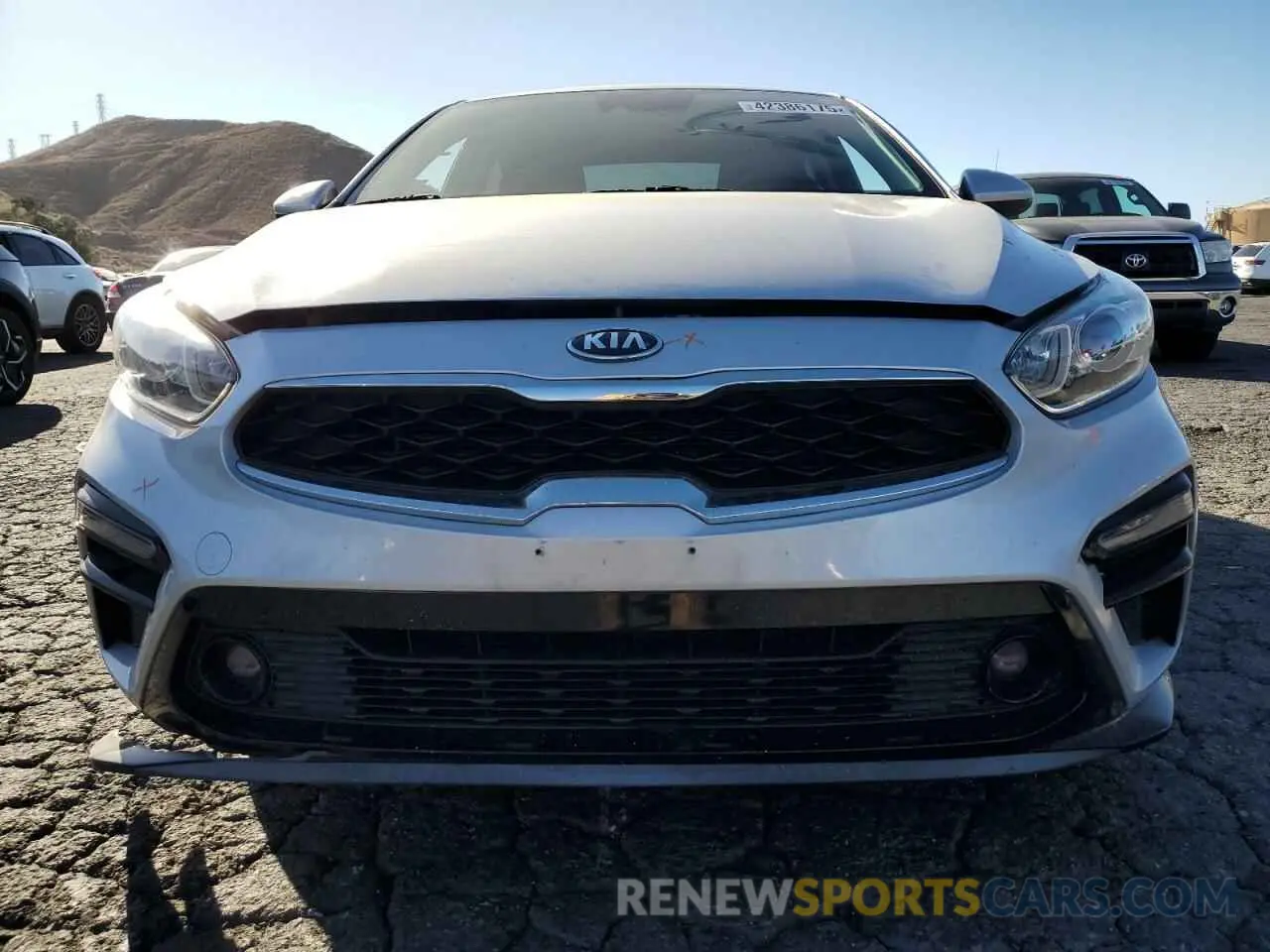 5 fotografías del automóvil dañado 3KPF34AD5KE042233 KIA FORTE 2019