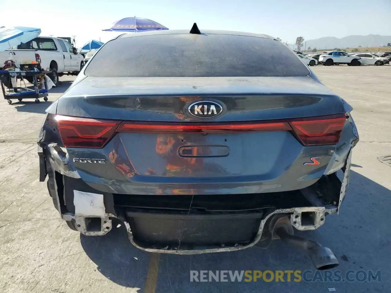 6 fotografías del automóvil dañado 3KPF34AD5KE070064 KIA FORTE 2019