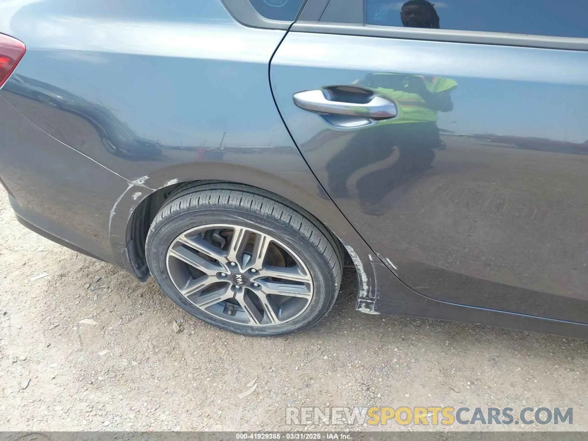 6 fotografías del automóvil dañado 3KPF34AD5KE073224 KIA FORTE 2019
