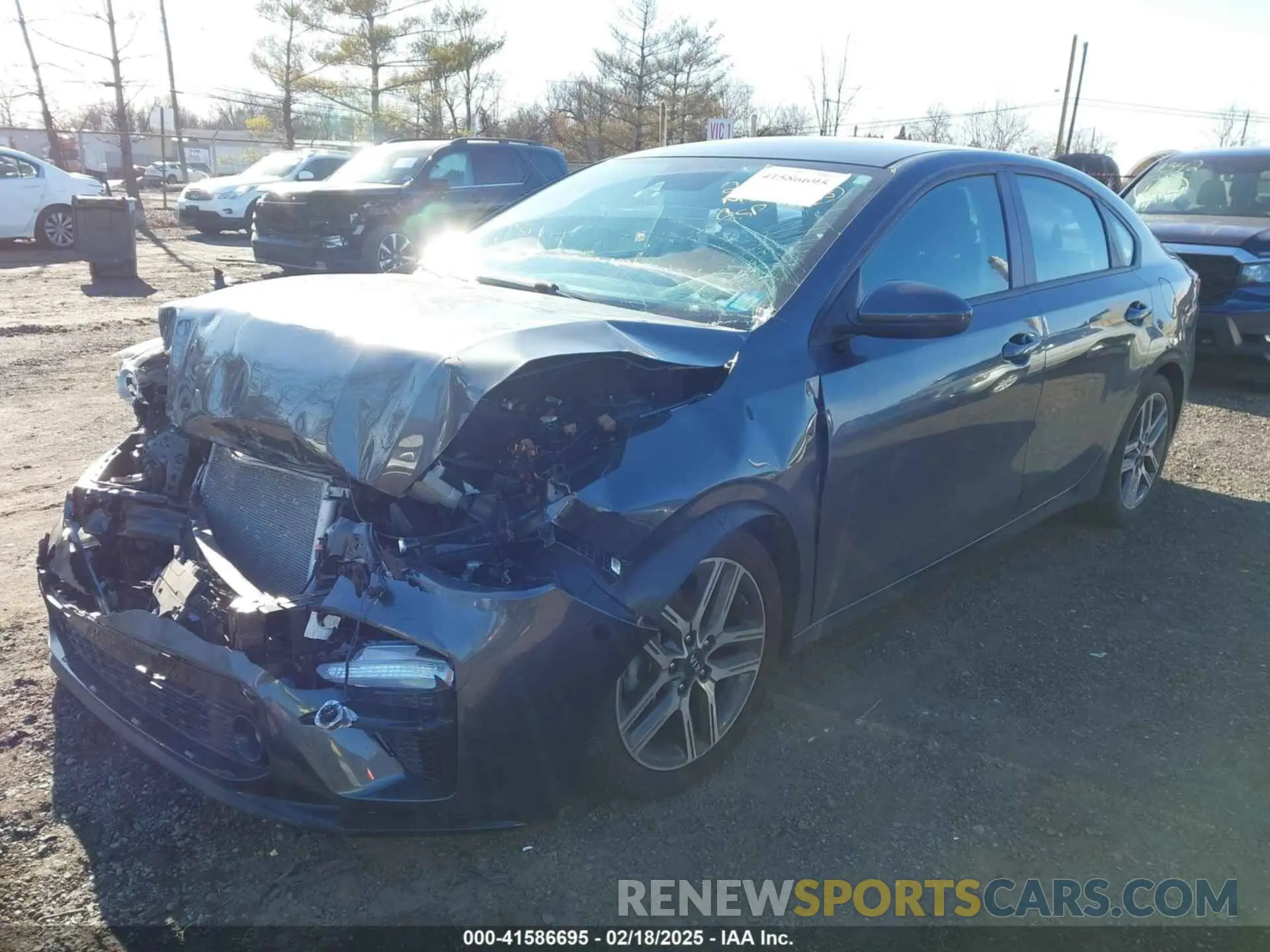2 fotografías del automóvil dañado 3KPF34AD6KE118056 KIA FORTE 2019