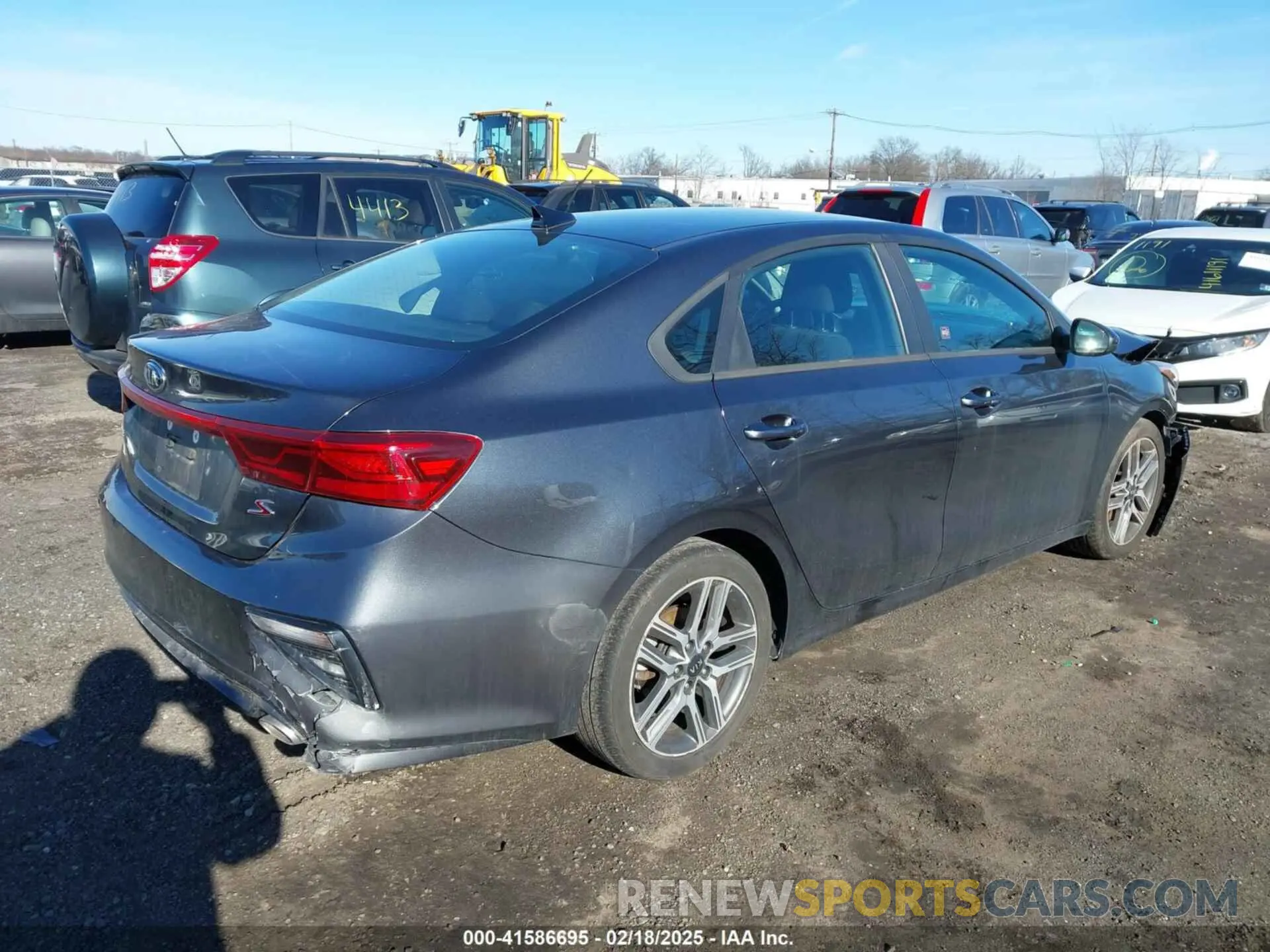 4 fotografías del automóvil dañado 3KPF34AD6KE118056 KIA FORTE 2019