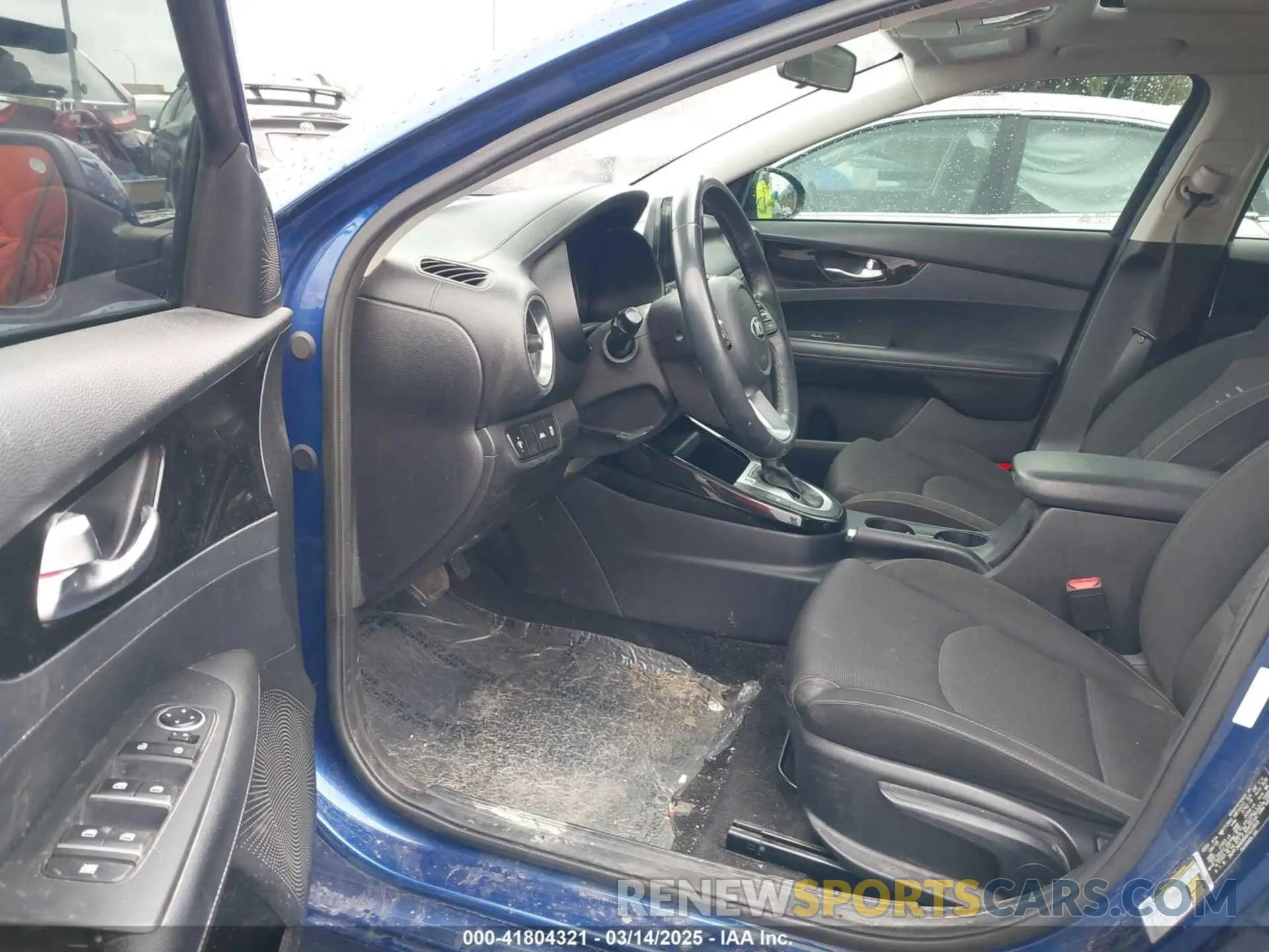 5 fotografías del automóvil dañado 3KPF34AD8KE022803 KIA FORTE 2019