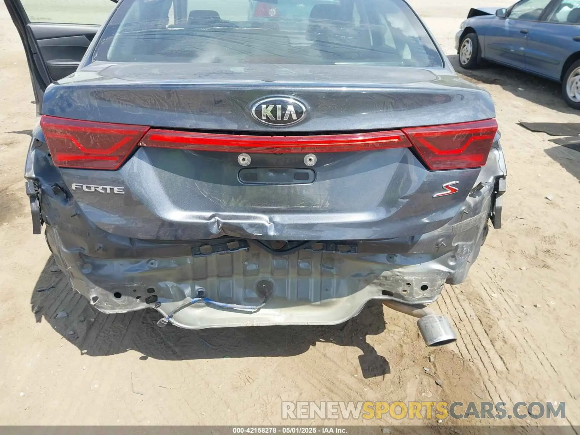6 fotografías del automóvil dañado 3KPF34AD8KE027709 KIA FORTE 2019