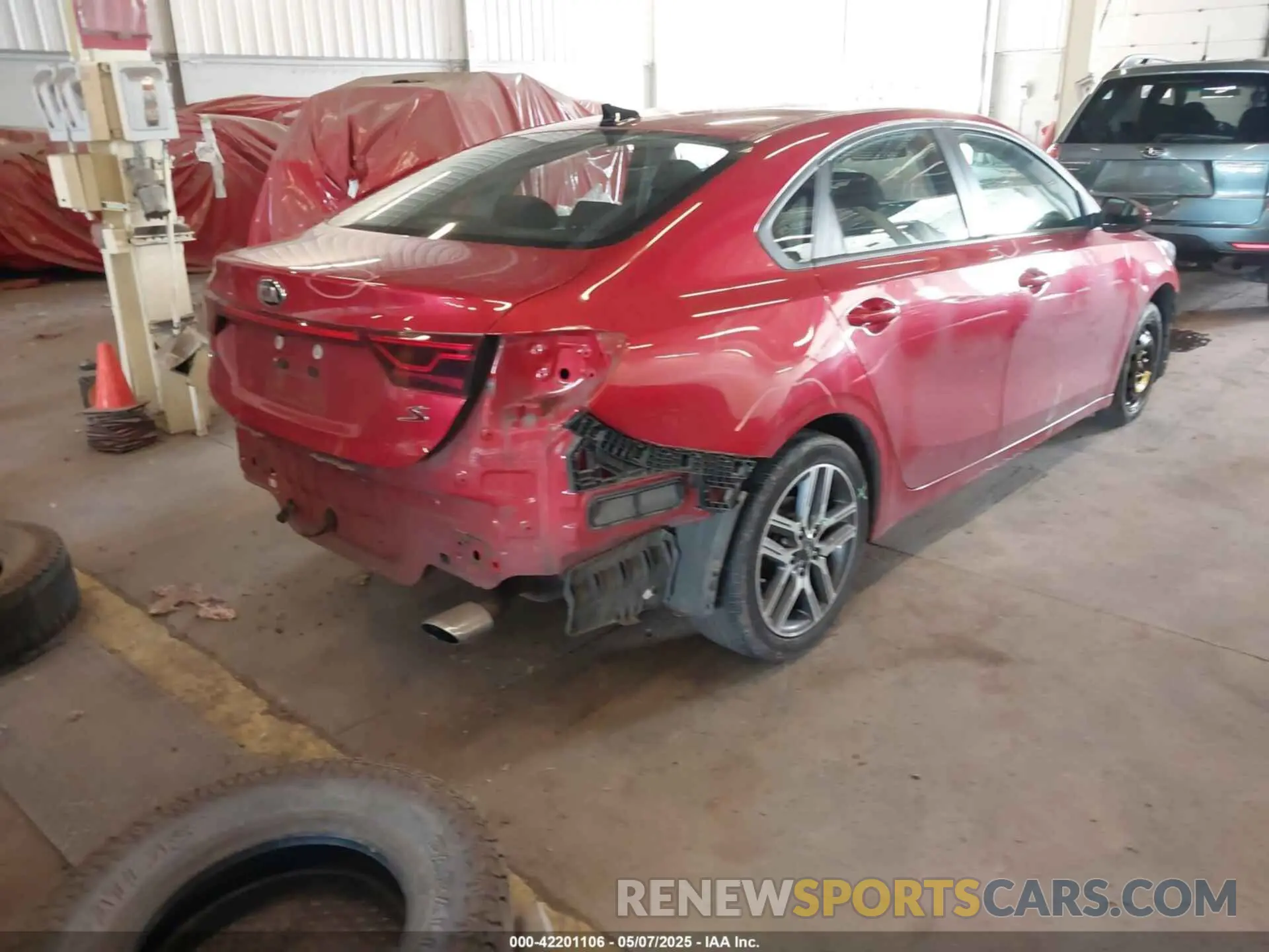 4 fotografías del automóvil dañado 3KPF34AD9KE013656 KIA FORTE 2019