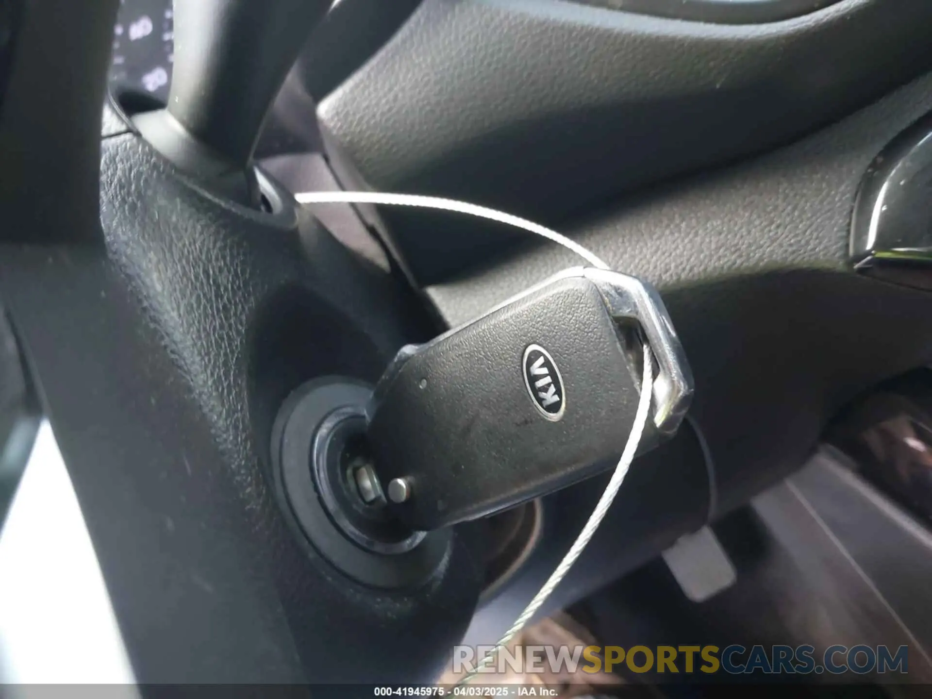 11 fotografías del automóvil dañado 3KPF34AD9KE028108 KIA FORTE 2019