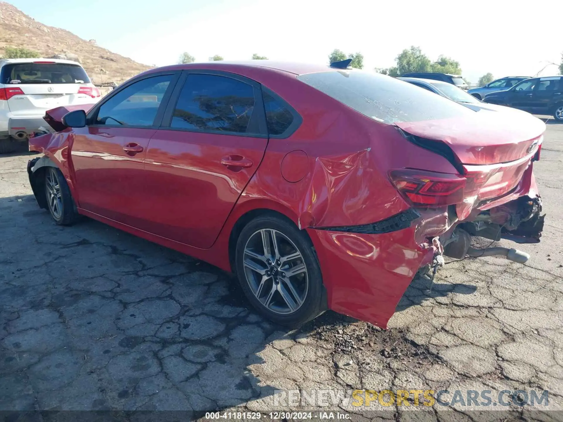 3 fotografías del automóvil dañado 3KPF34ADXKE025881 KIA FORTE 2019
