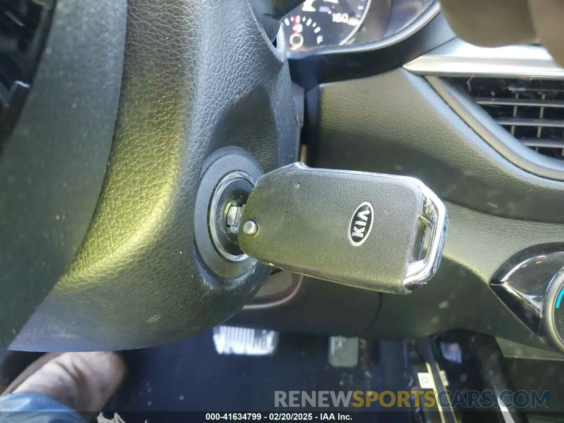 11 fotografías del automóvil dañado 3KPF34ADXKE041837 KIA FORTE 2019
