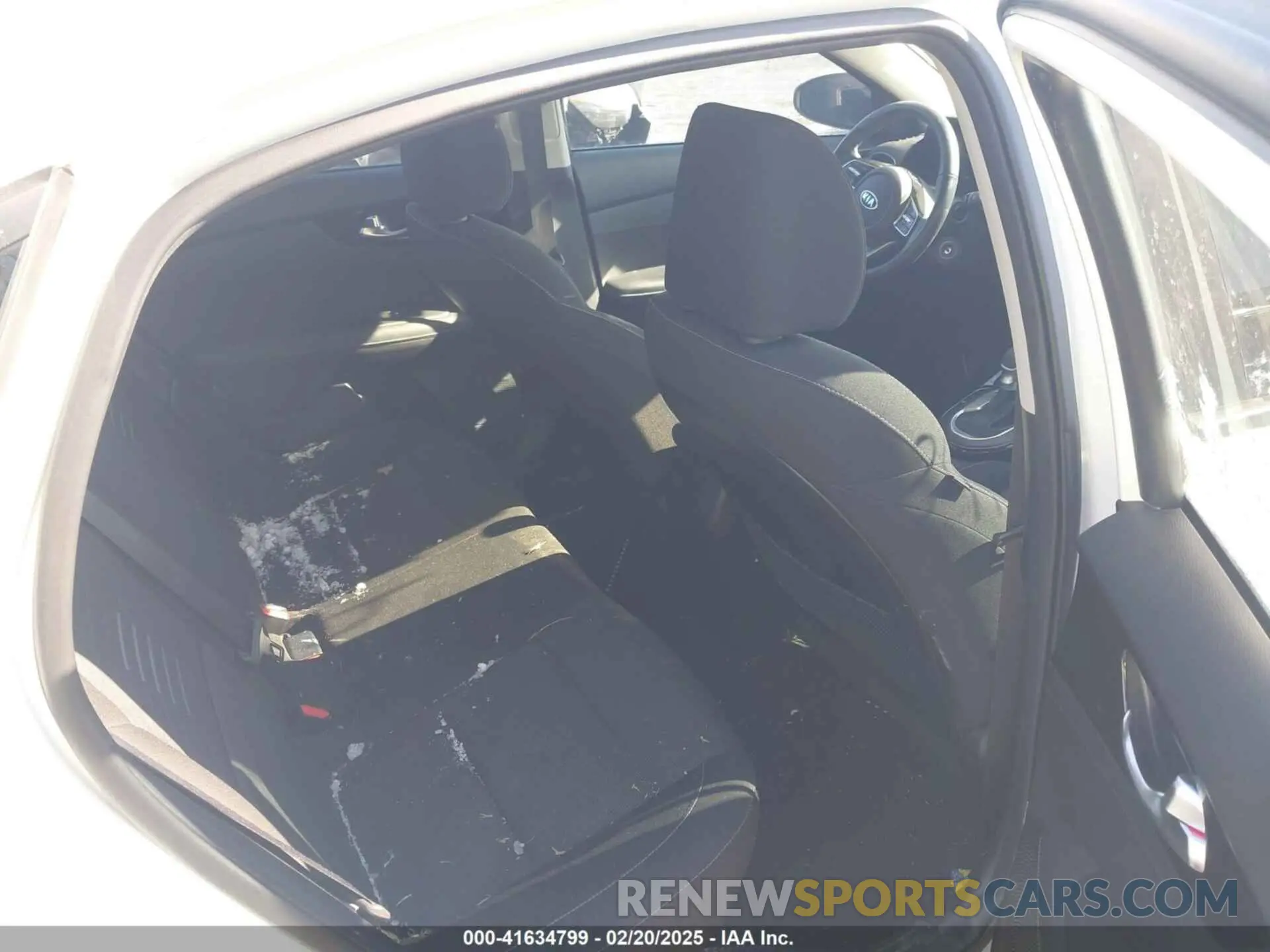 8 fotografías del automóvil dañado 3KPF34ADXKE041837 KIA FORTE 2019