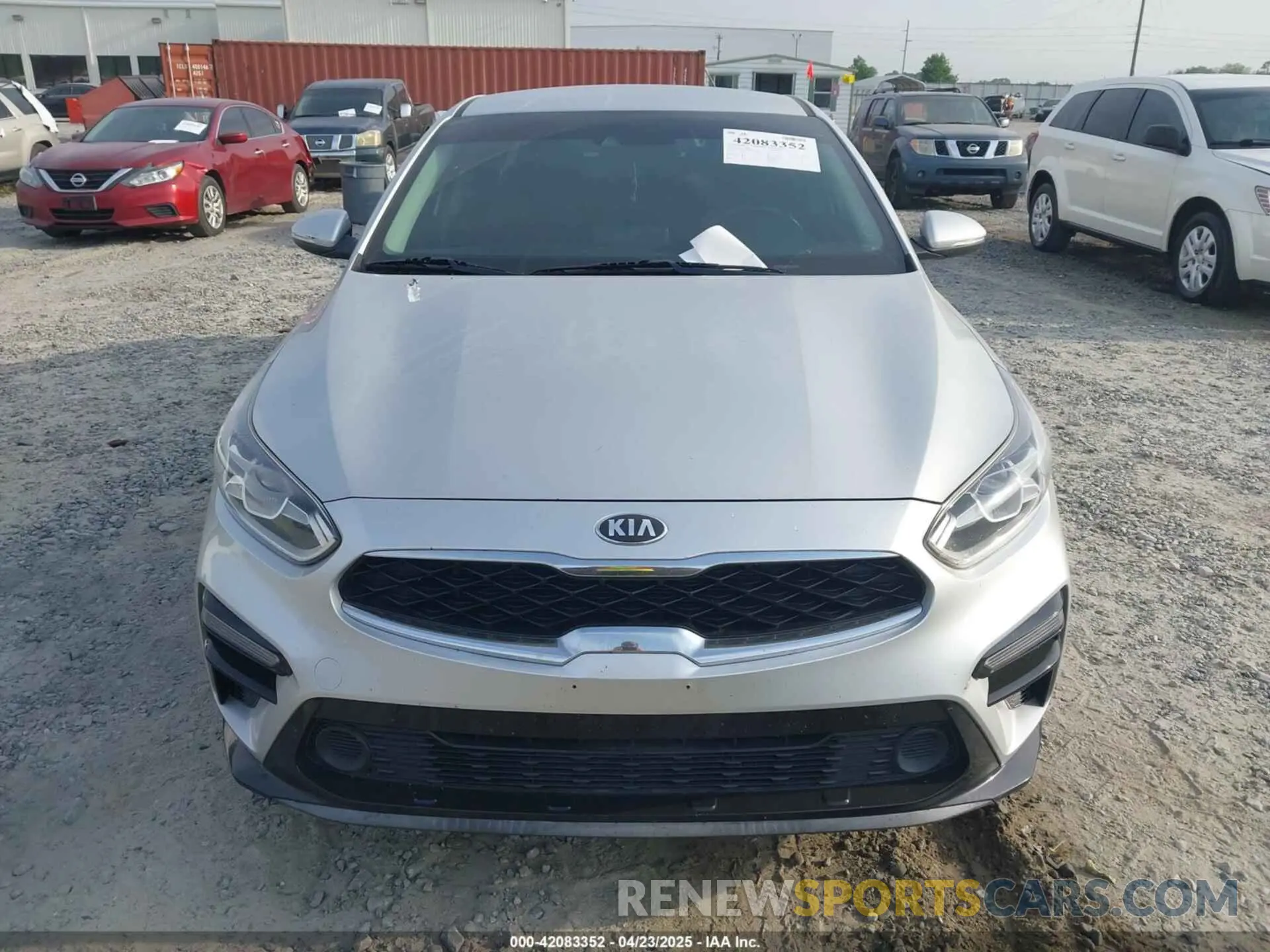 12 fotografías del automóvil dañado 3KPF54AD0KE047835 KIA FORTE 2019