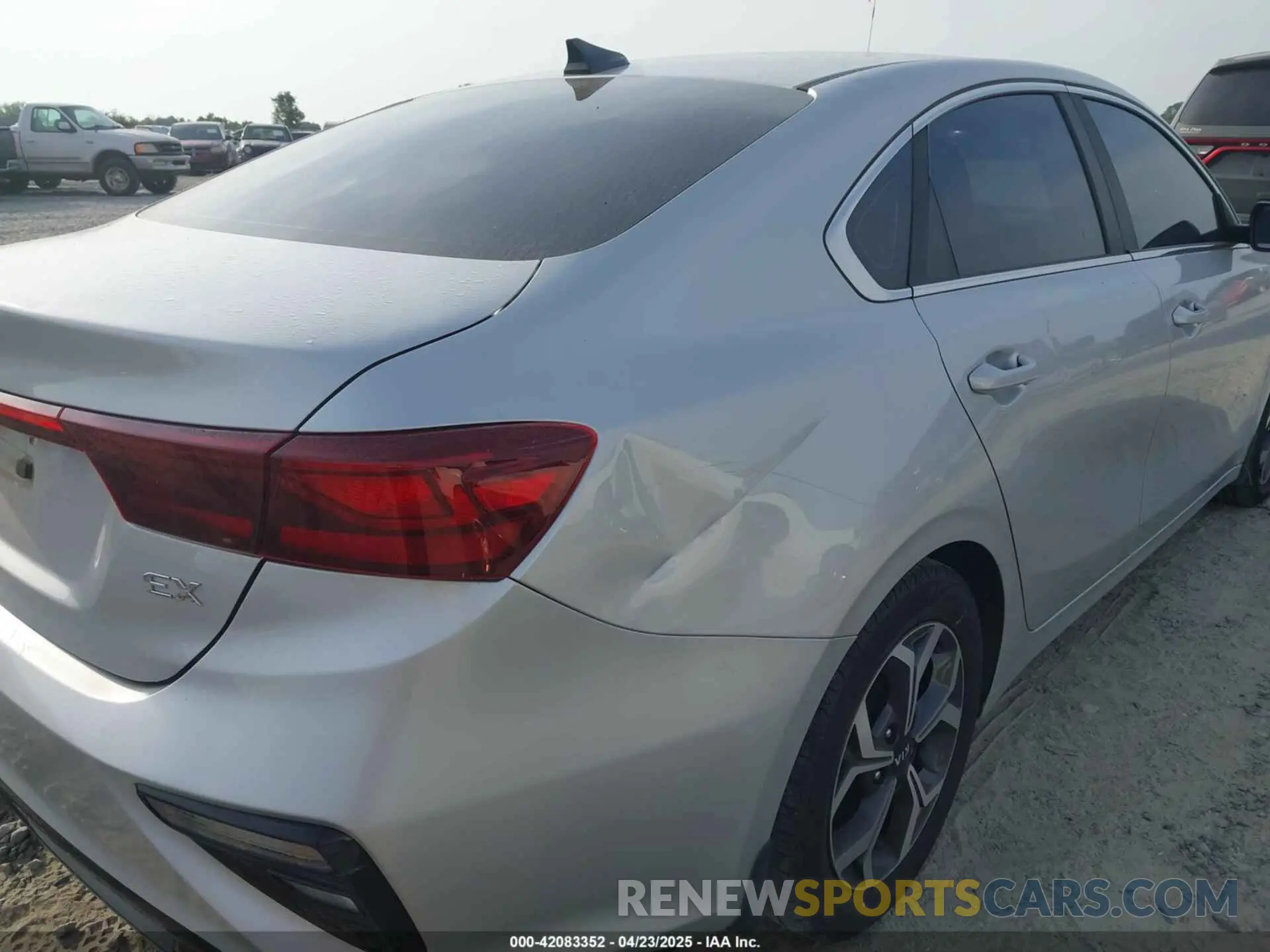 6 fotografías del automóvil dañado 3KPF54AD0KE047835 KIA FORTE 2019