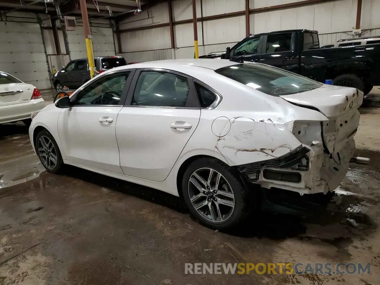 2 fotografías del automóvil dañado 3KPF54AD1KE127371 KIA FORTE 2019