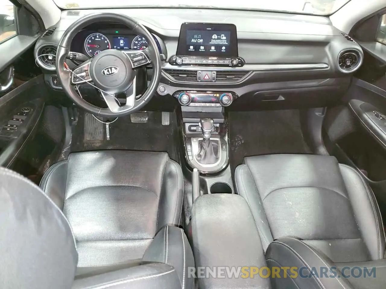 8 fotografías del automóvil dañado 3KPF54AD1KE127371 KIA FORTE 2019