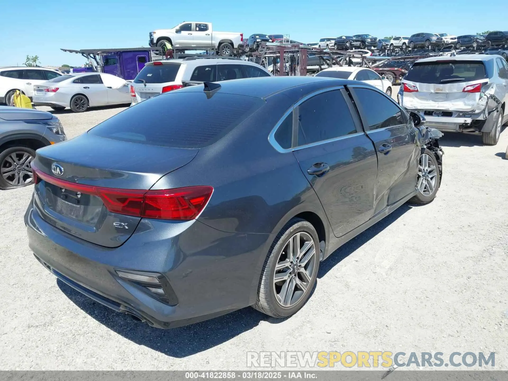 4 fotografías del automóvil dañado 3KPF54AD5KE030206 KIA FORTE 2019