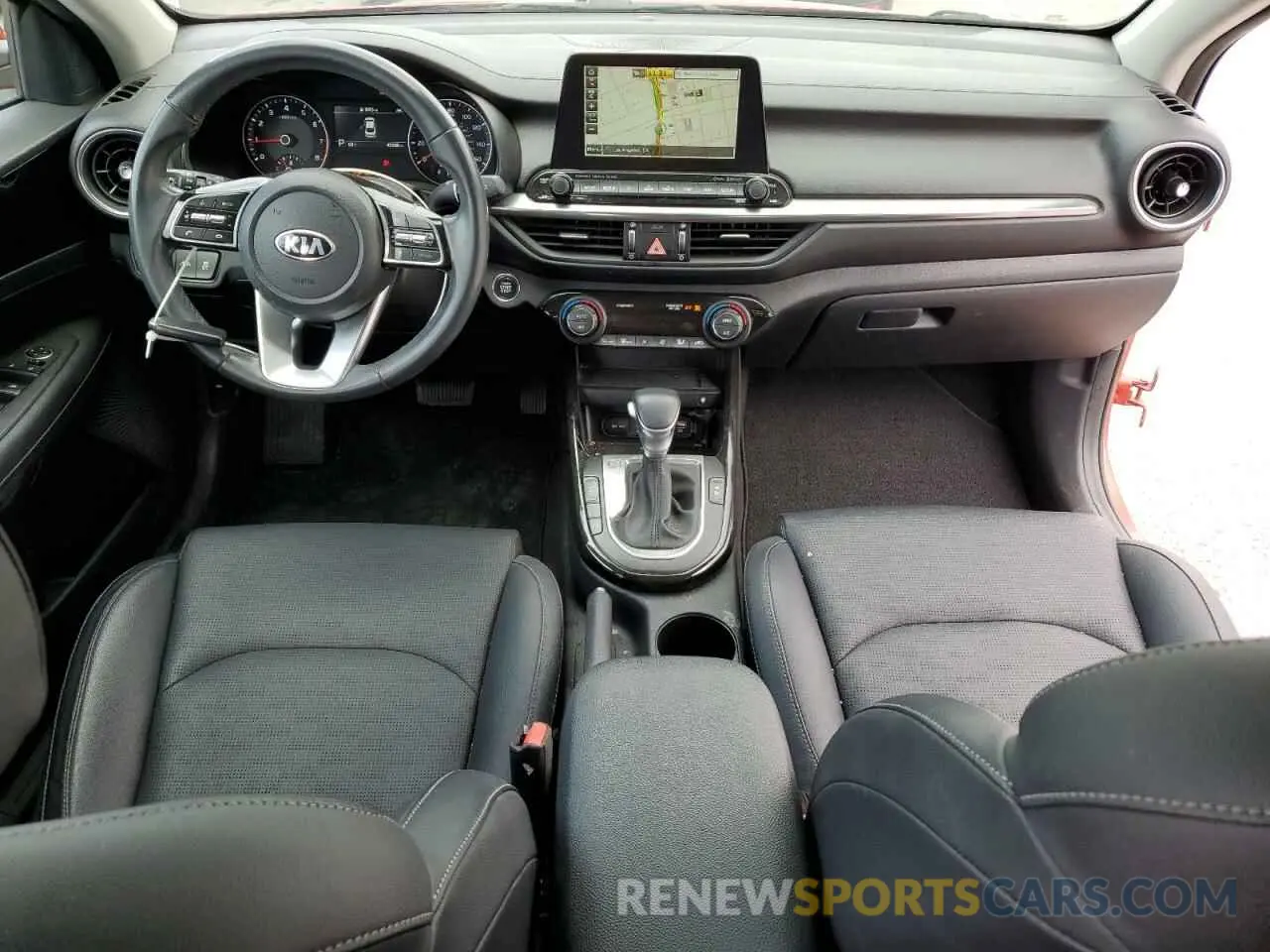 8 fotografías del automóvil dañado 3KPF54AD5KE070432 KIA FORTE 2019