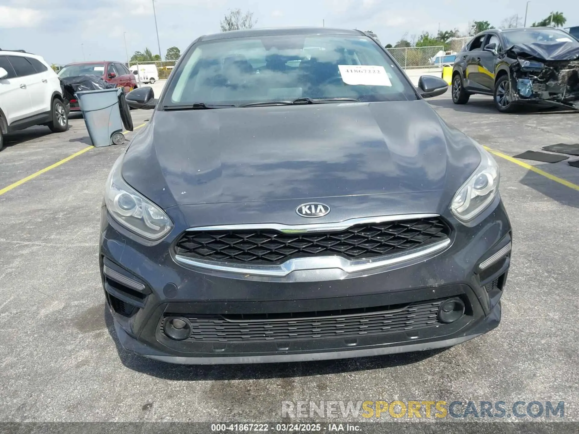 12 fotografías del automóvil dañado 3KPF54AD8KE028398 KIA FORTE 2019