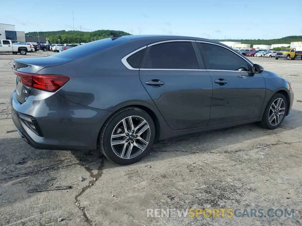3 fotografías del automóvil dañado 3KPF54AD9KE032721 KIA FORTE 2019