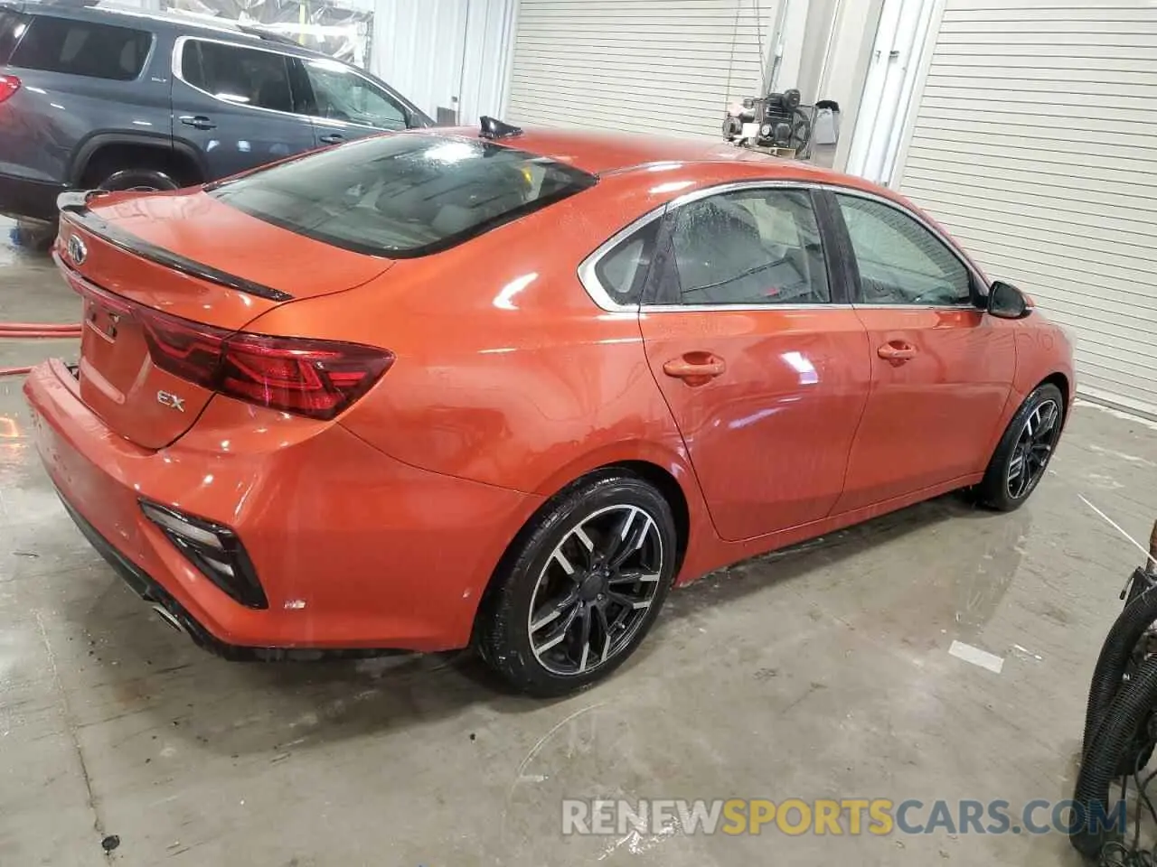 3 fotografías del automóvil dañado 3KPF54ADXKE069955 KIA FORTE 2019